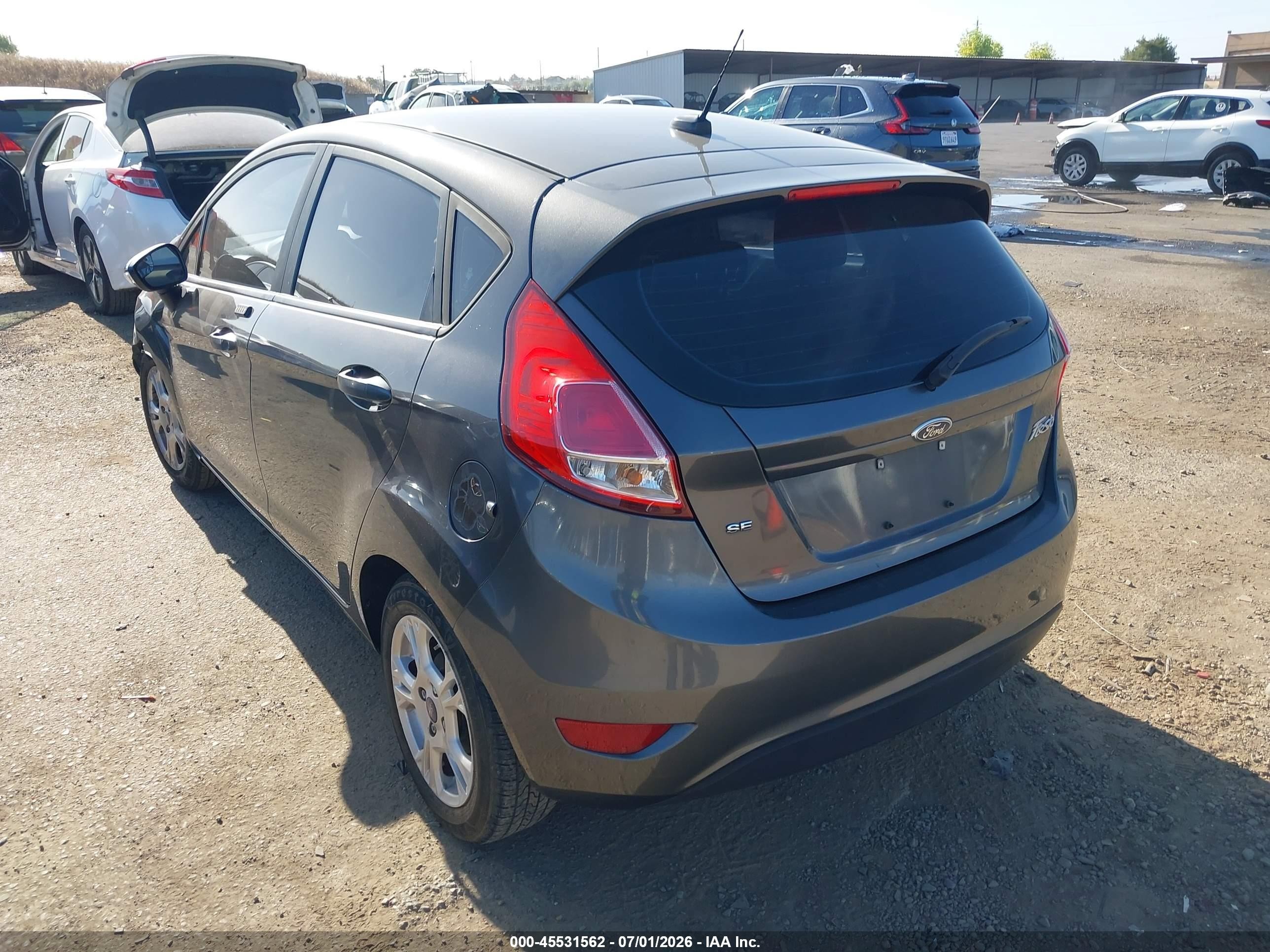 2015 Ford Fiesta Se Gray vin: 3FADP4EJXFM161845