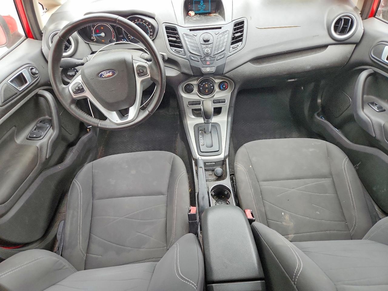 2015 Ford Fiesta Se Red vin: 3FADP4EJXFM171159