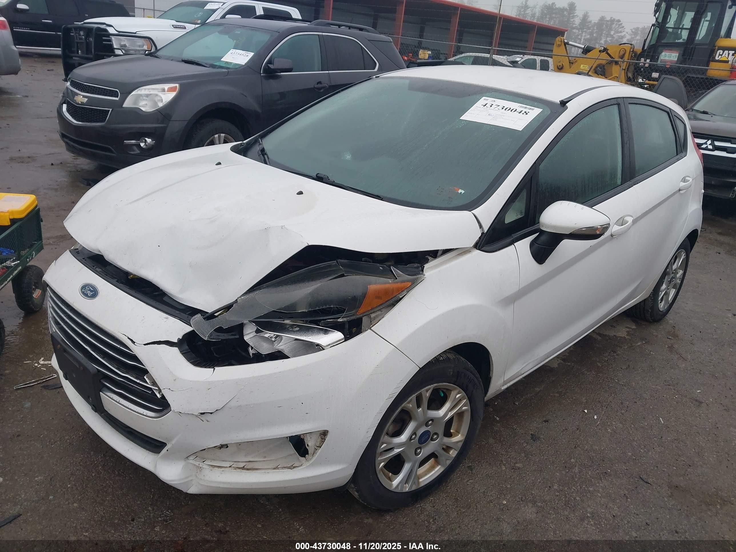 2015 Ford Fiesta Se Белый vin: 3FADP4EJXFM191850
