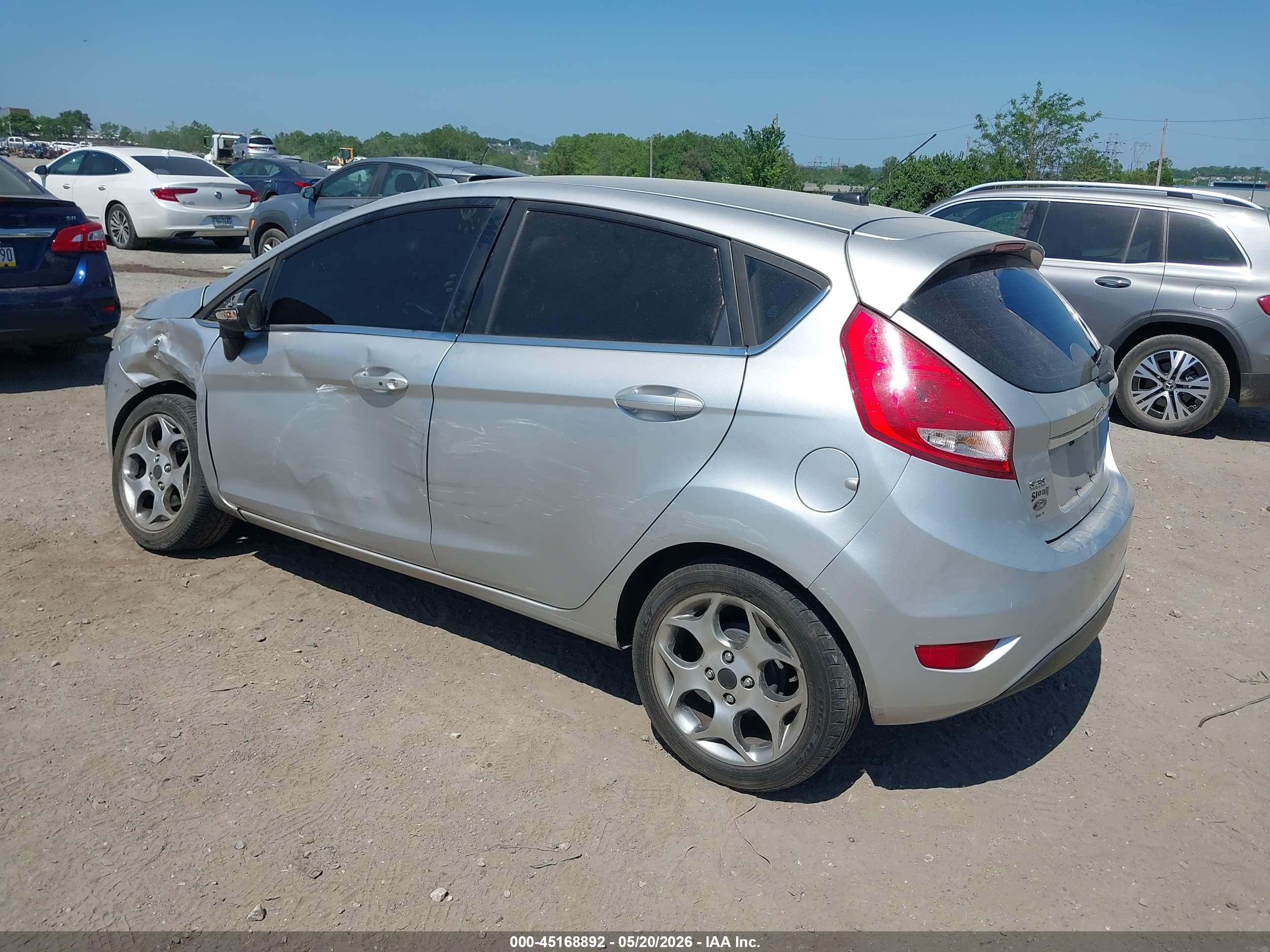2011 Ford Fiesta Ses Silver vin: 3FADP4FJ0BM147204