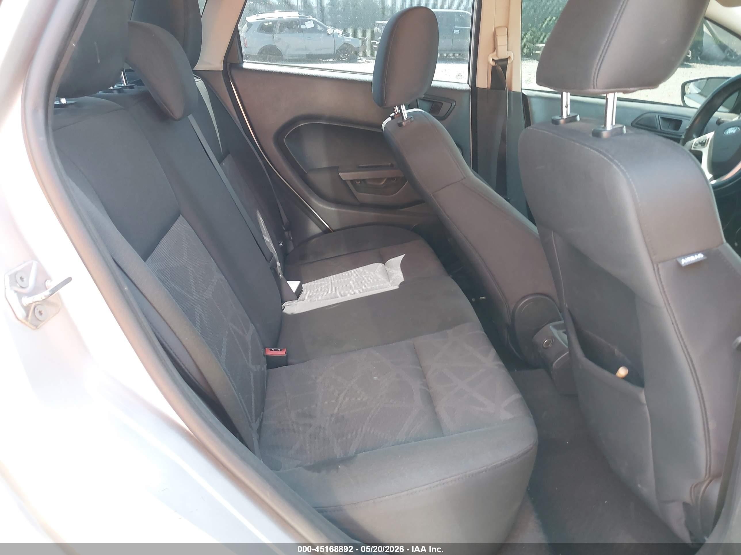 2011 Ford Fiesta Ses Silver vin: 3FADP4FJ0BM147204