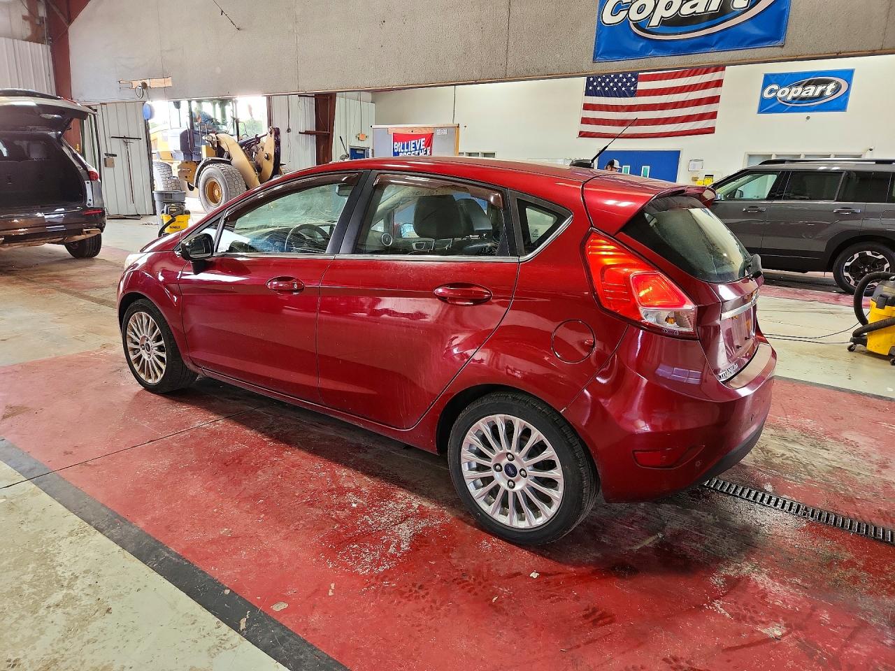 2014 Ford Fiesta Titanium Burgundy vin: 3FADP4FJ0EM125224