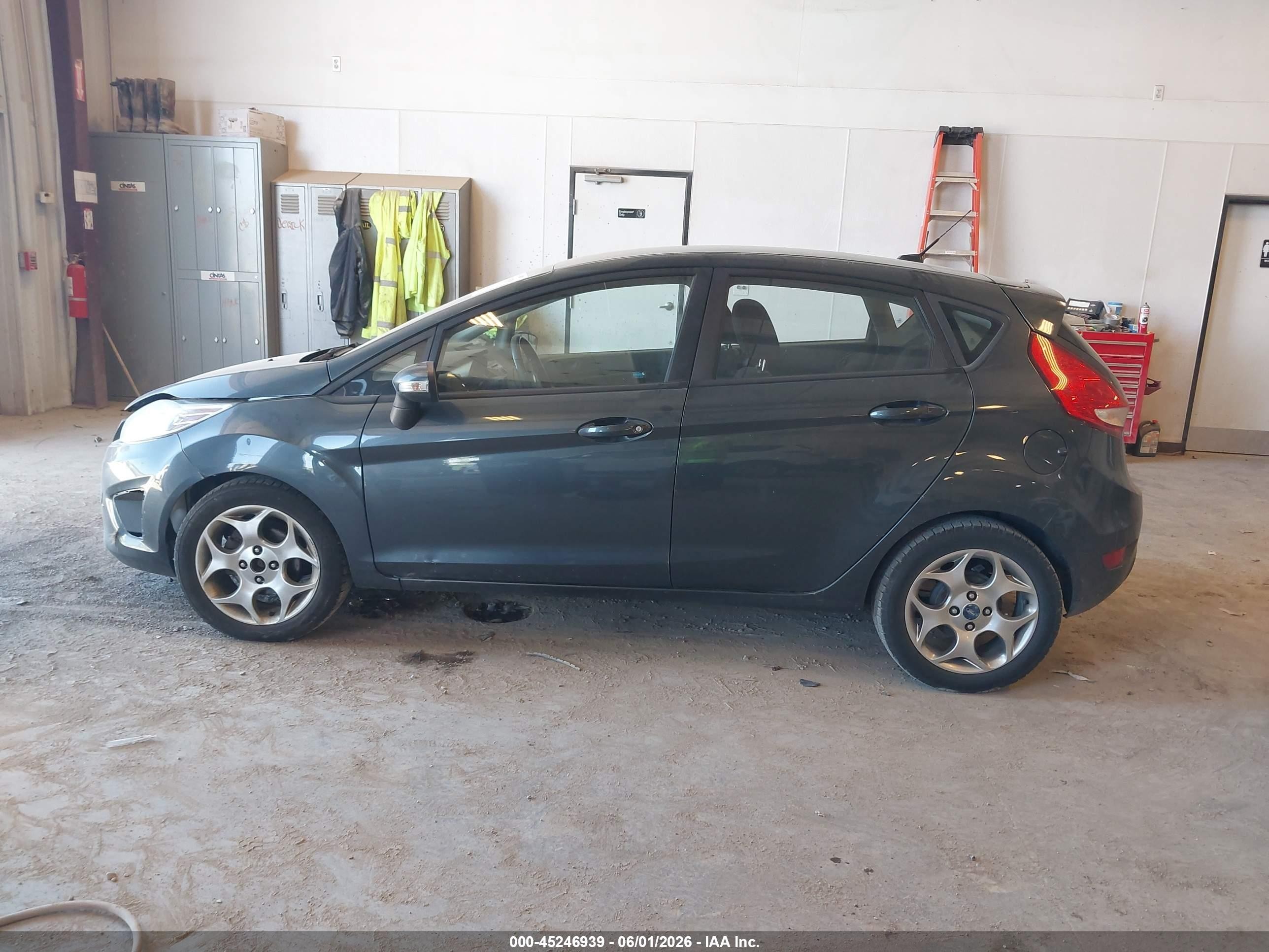 2011 Ford Fiesta Ses Blue vin: 3FADP4FJ1BM177571