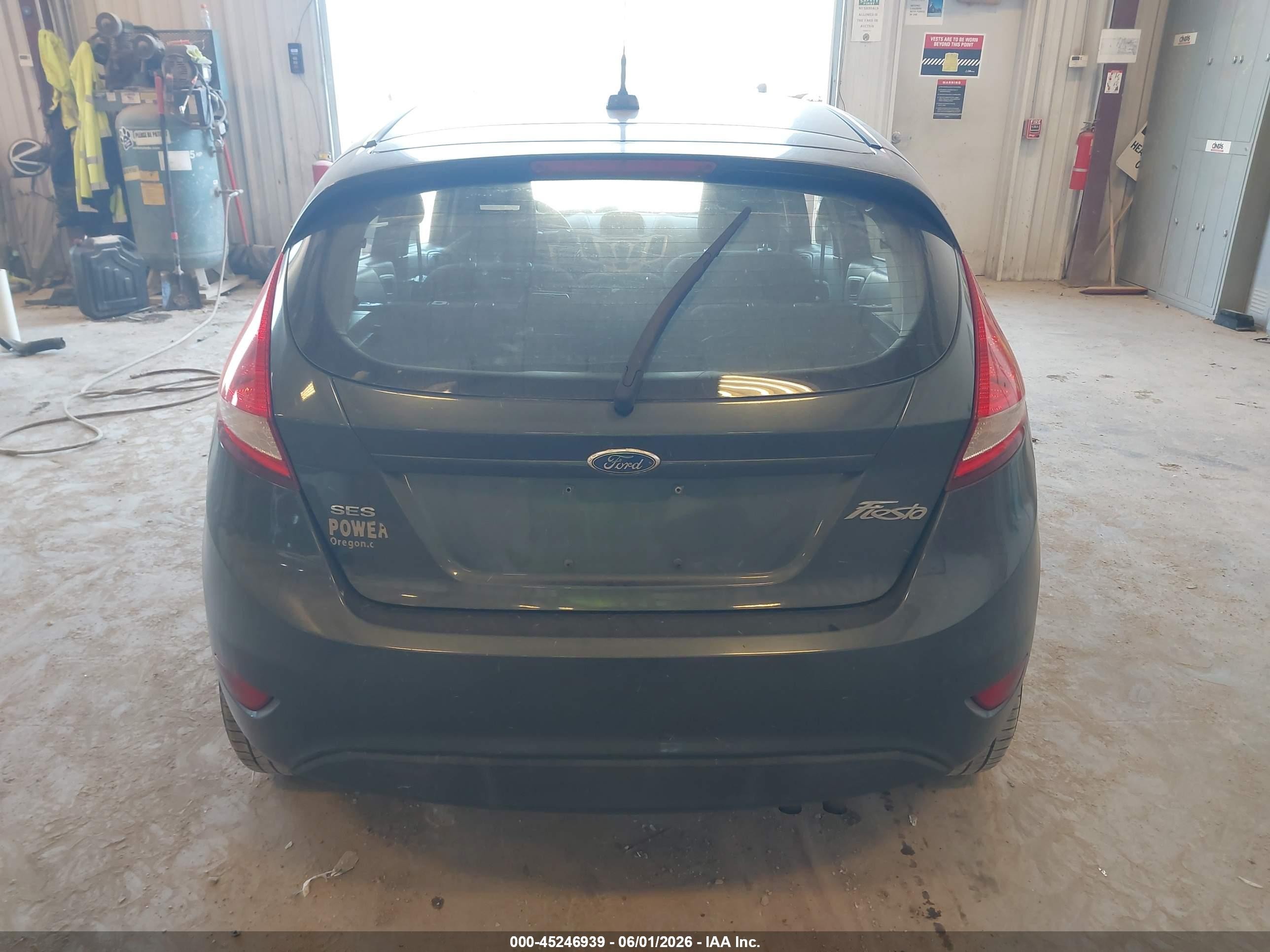 2011 Ford Fiesta Ses Blue vin: 3FADP4FJ1BM177571