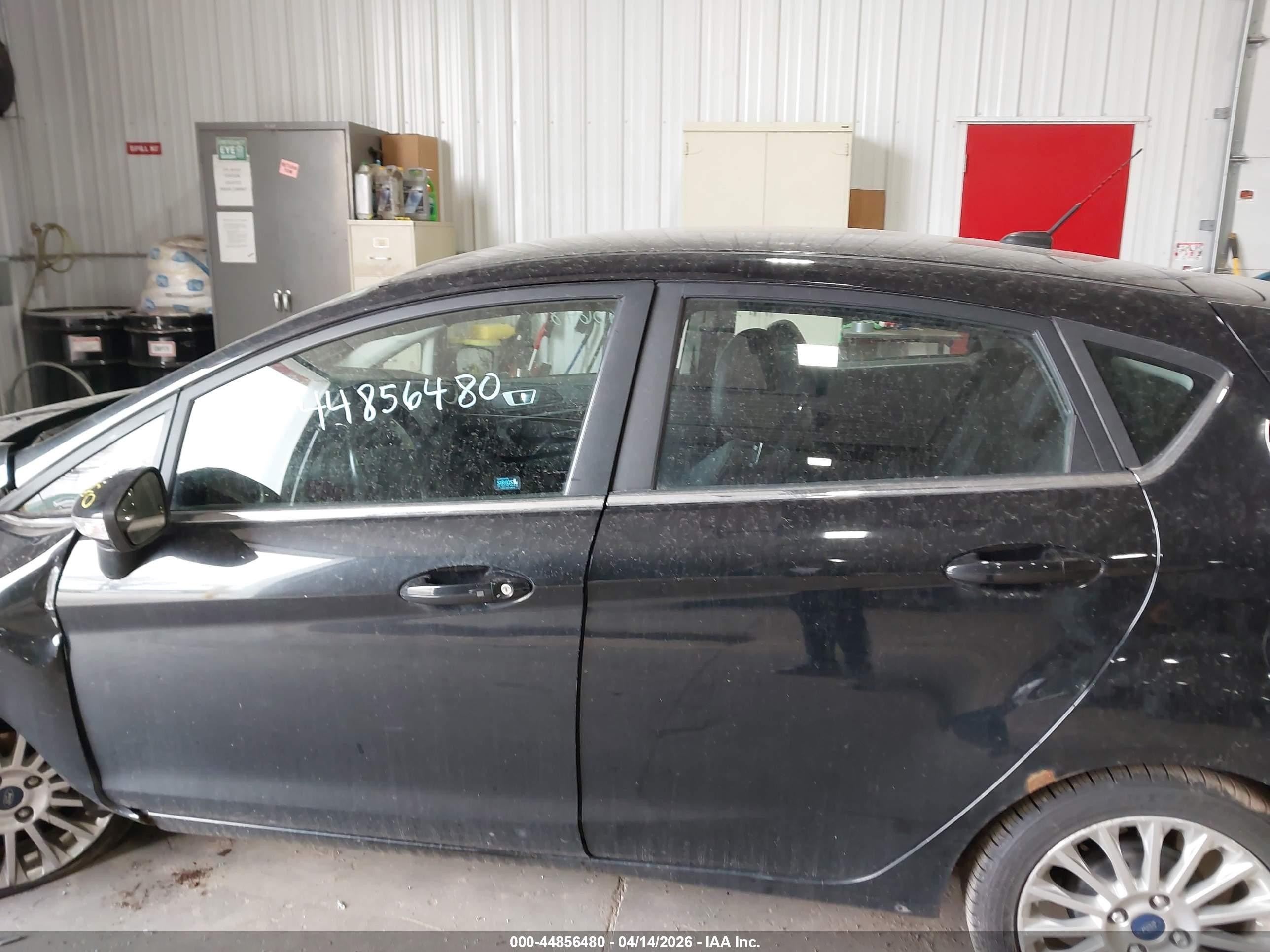 2015 Ford Fiesta Titanium Black vin: 3FADP4FJ1FM141773