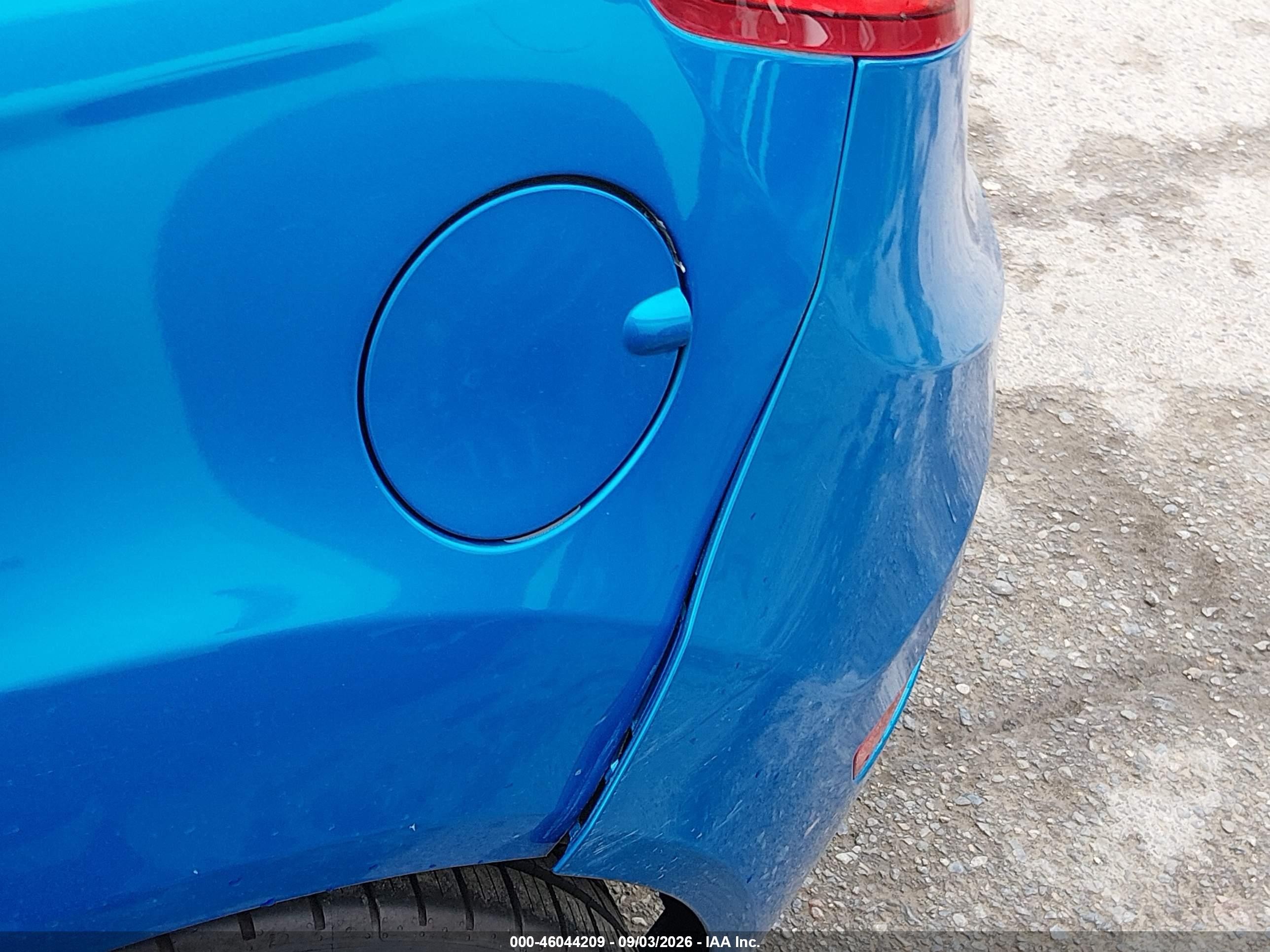 2013 Ford Fiesta Titanium Синий vin: 3FADP4FJ2DM205767