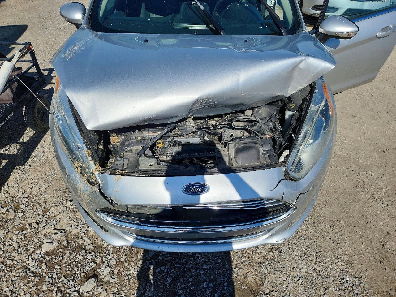 2015 Ford Fiesta Titanium Silver vin: 3FADP4FJ2FM120673