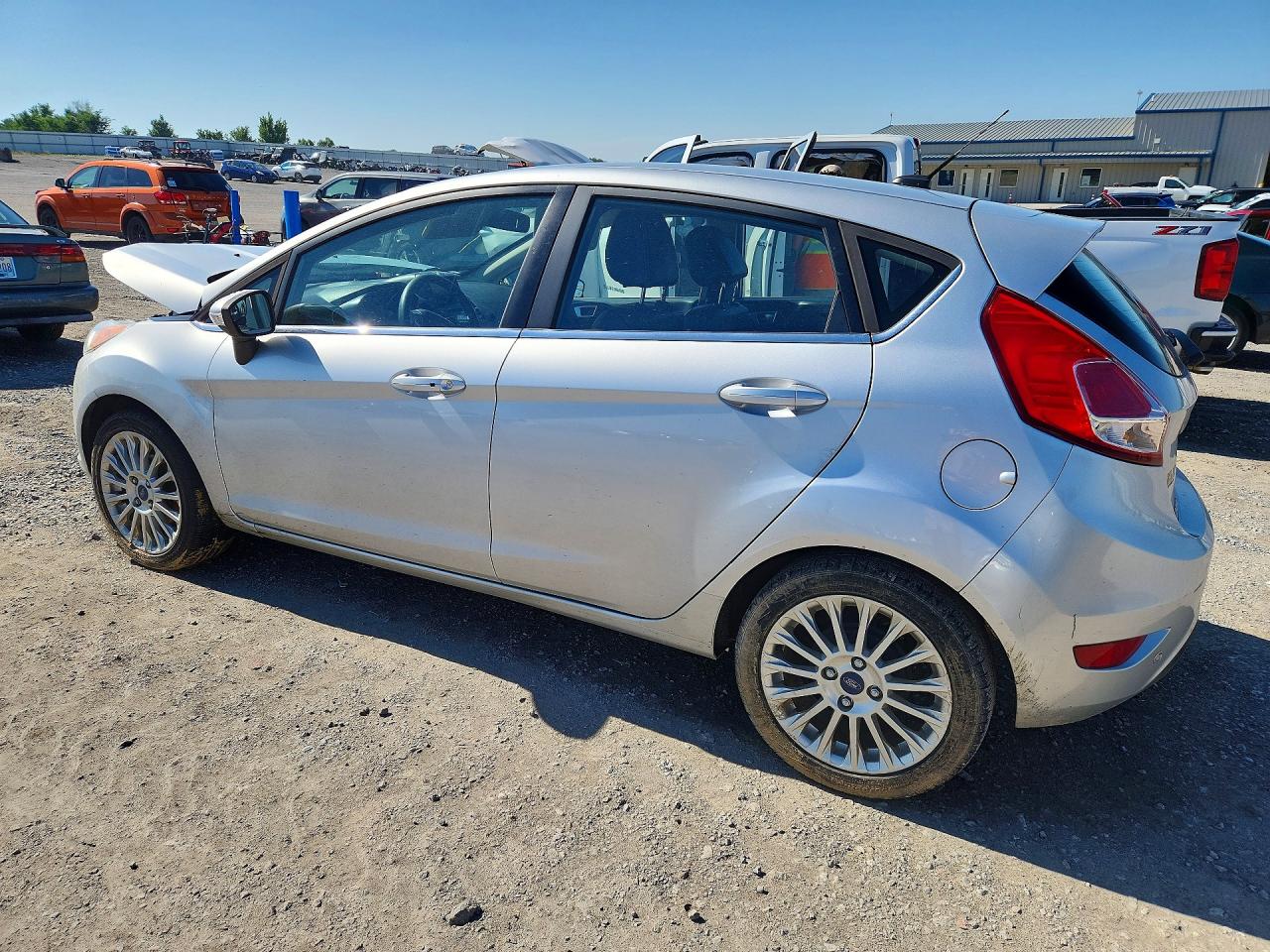 2015 Ford Fiesta Titanium Silver vin: 3FADP4FJ2FM120673