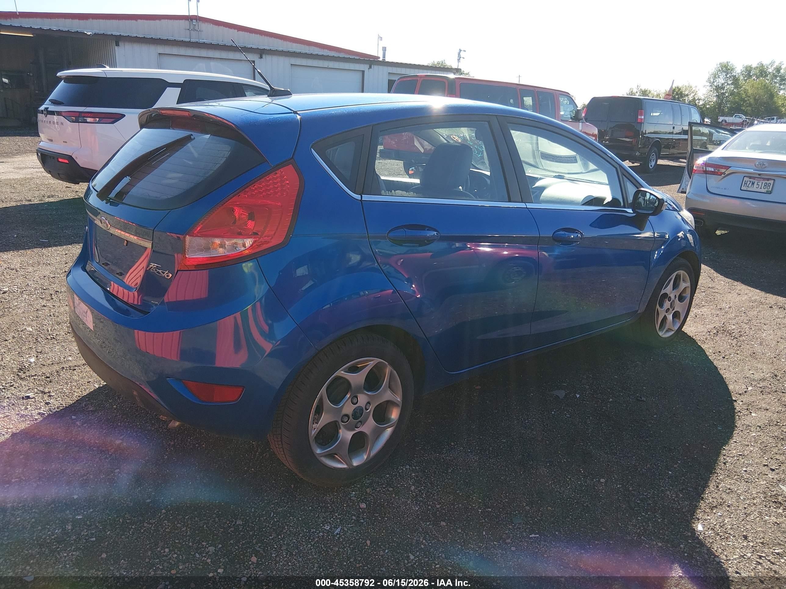 2011 Ford Fiesta Ses Blue vin: 3FADP4FJ3BM125763