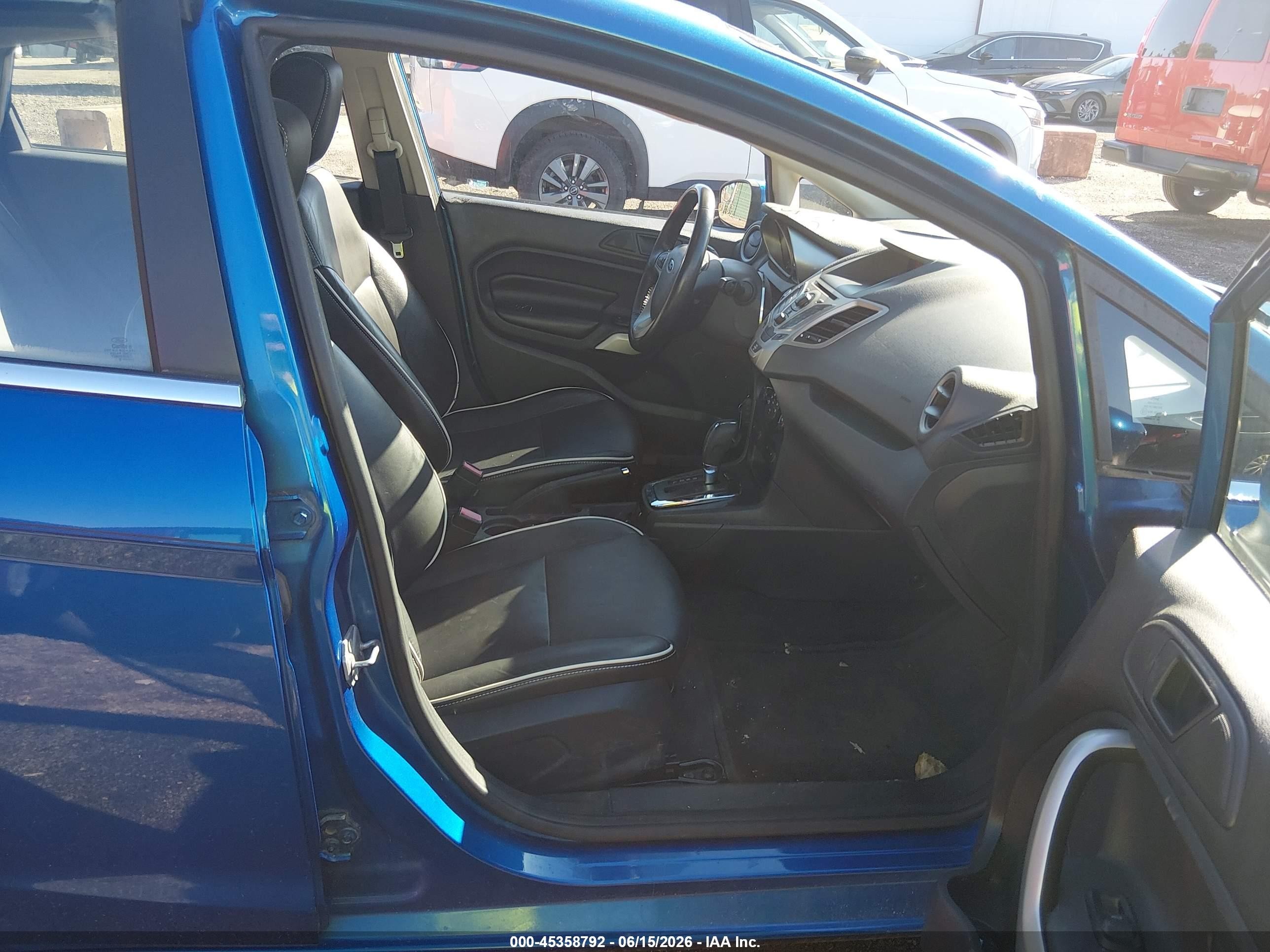 2011 Ford Fiesta Ses Blue vin: 3FADP4FJ3BM125763