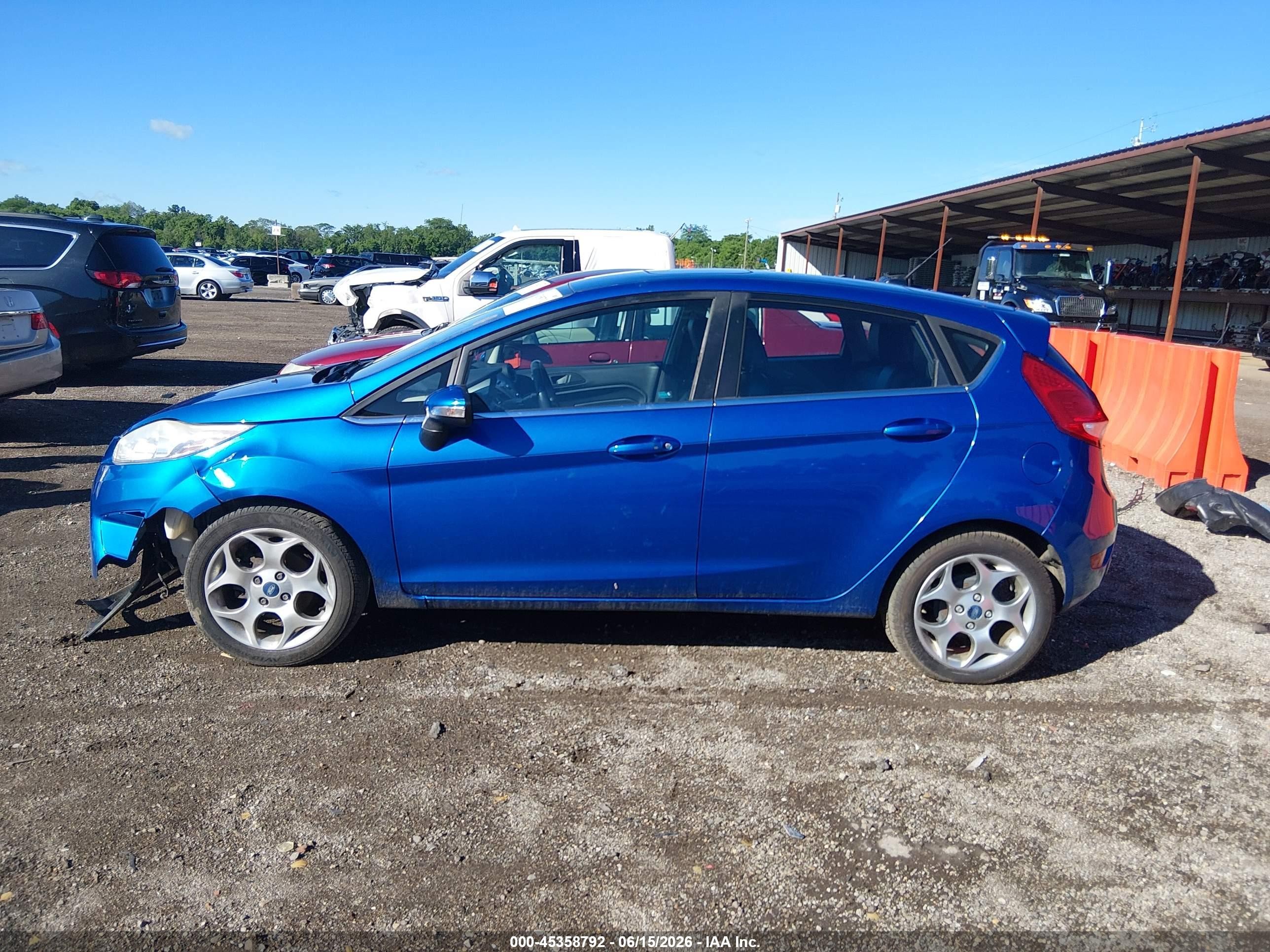 2011 Ford Fiesta Ses Blue vin: 3FADP4FJ3BM125763