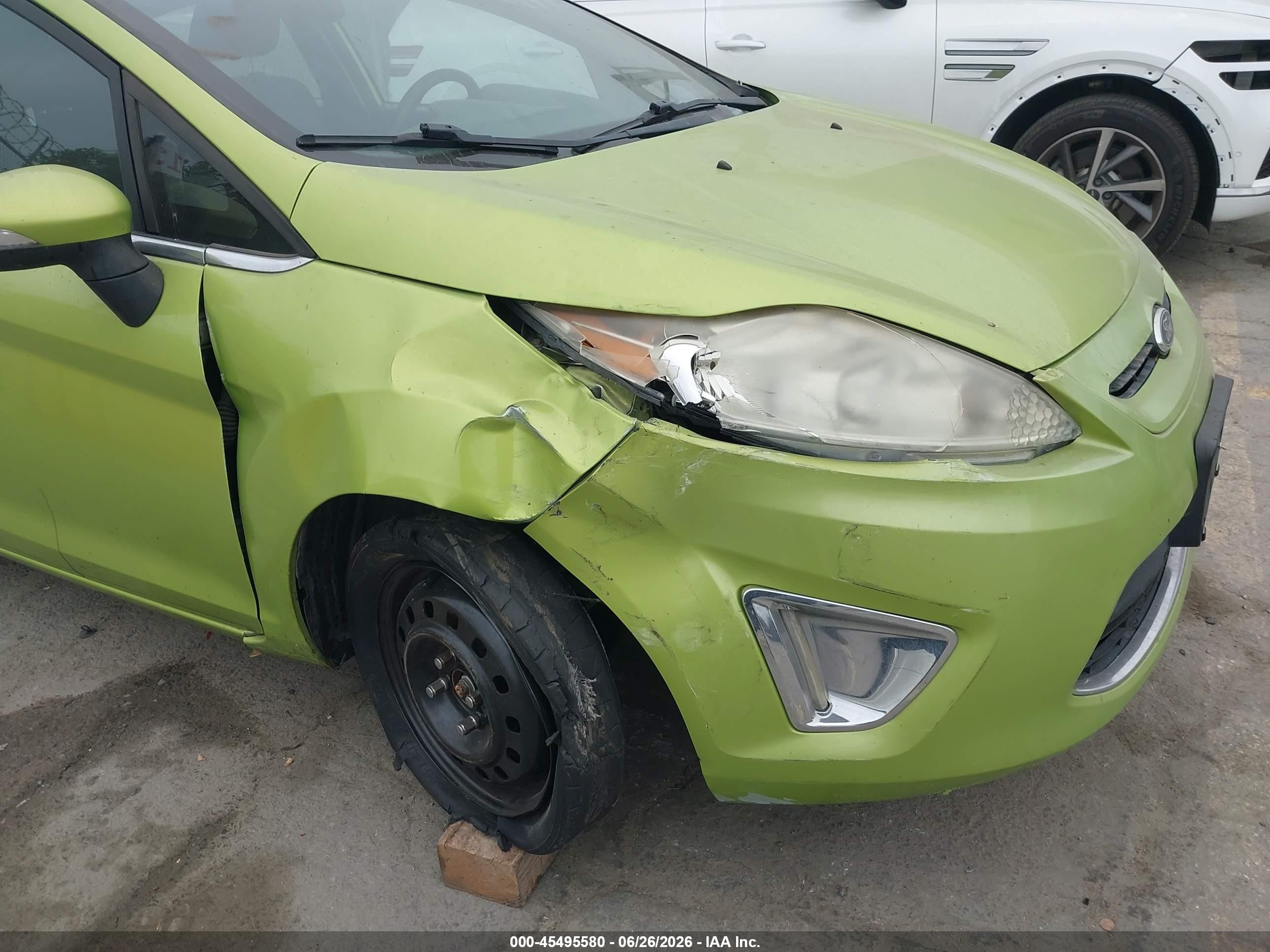 2011 Ford Fiesta Ses Зеленый vin: 3FADP4FJ3BM172758