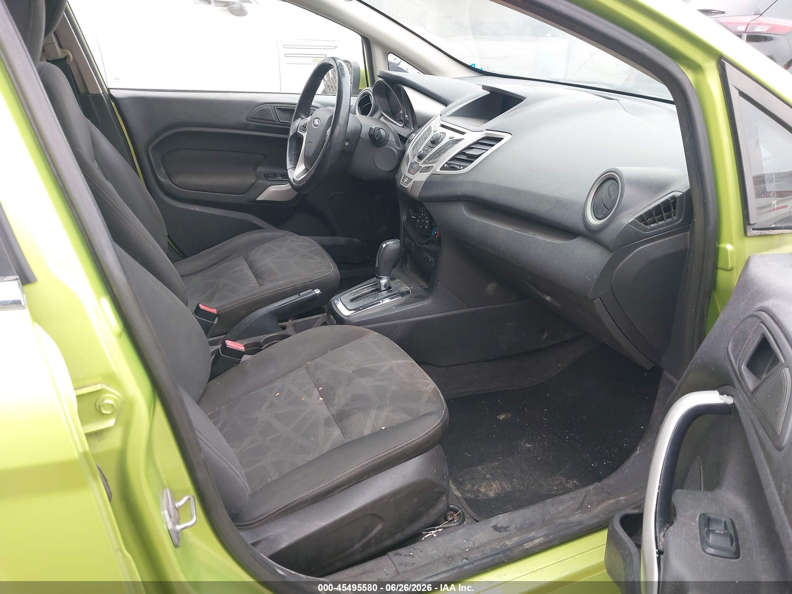 2011 Ford Fiesta Ses Зеленый vin: 3FADP4FJ3BM172758