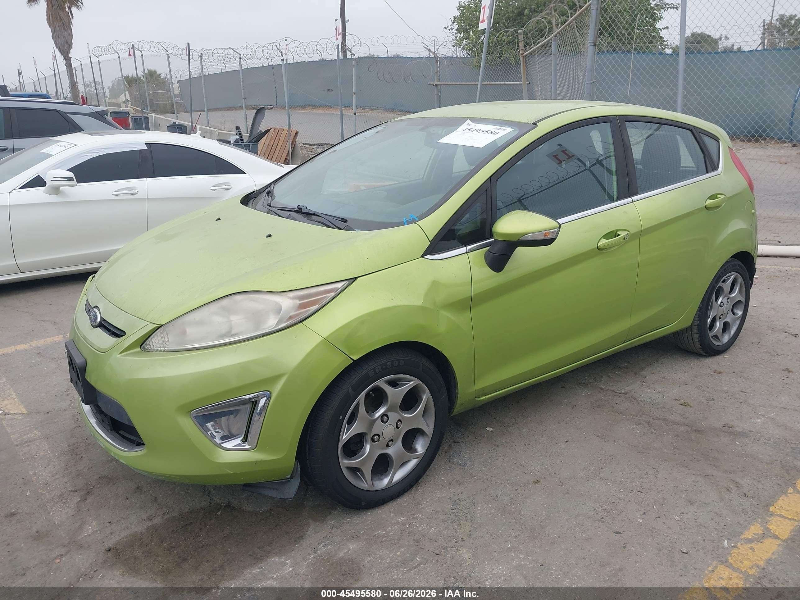 2011 Ford Fiesta Ses Зеленый vin: 3FADP4FJ3BM172758
