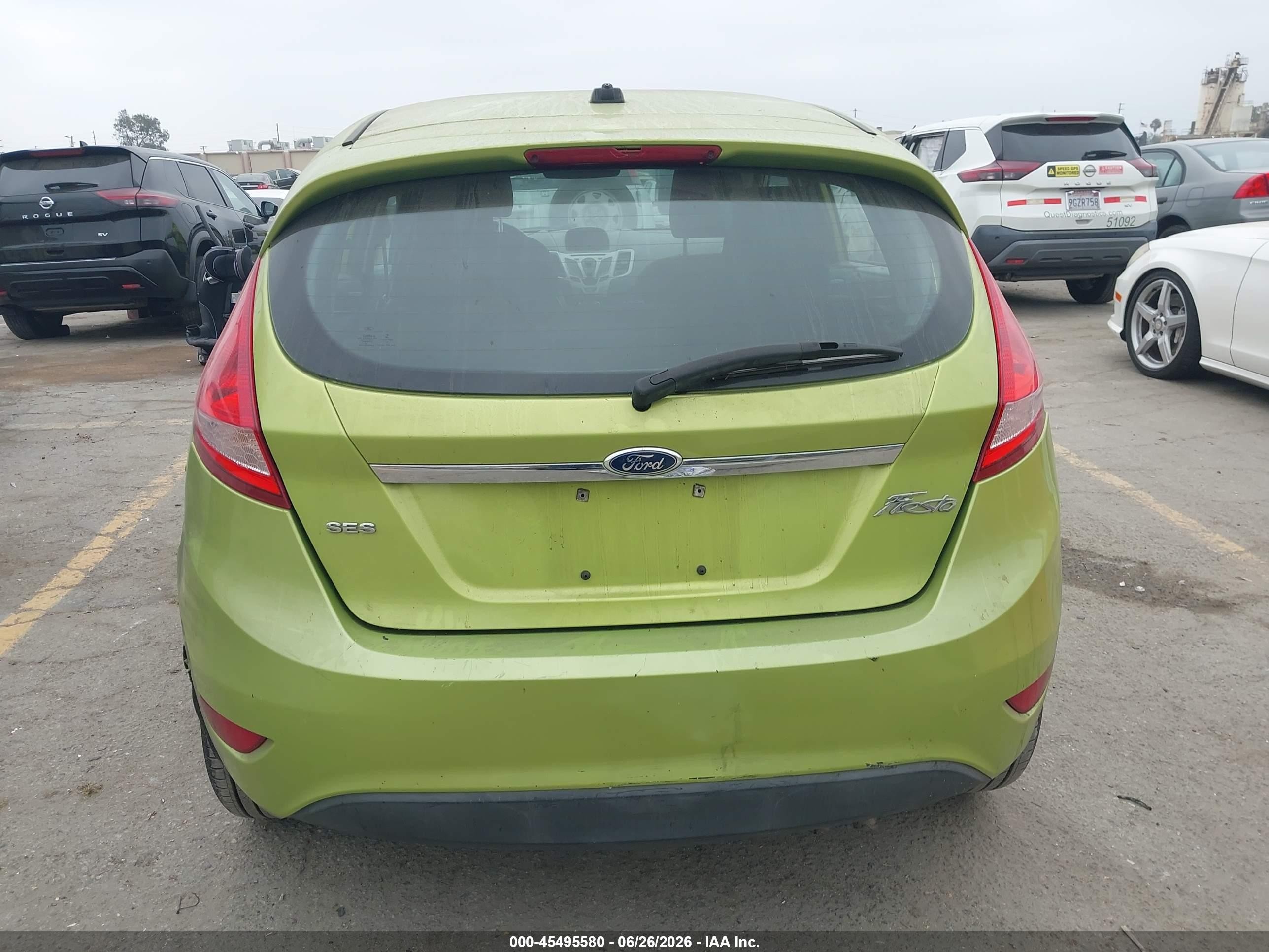 2011 Ford Fiesta Ses Зеленый vin: 3FADP4FJ3BM172758