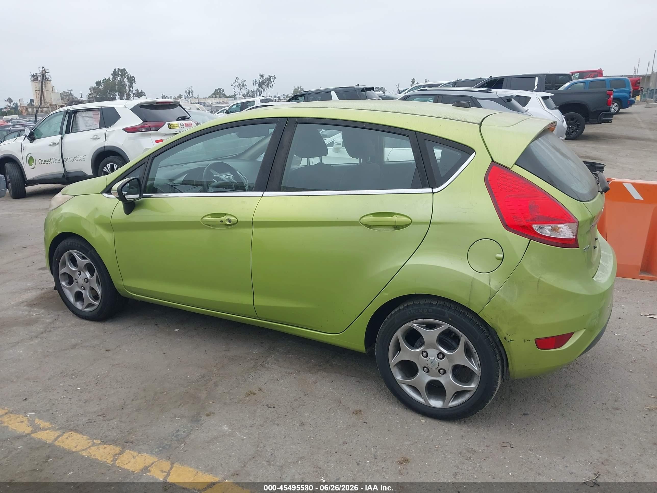 2011 Ford Fiesta Ses Зеленый vin: 3FADP4FJ3BM172758