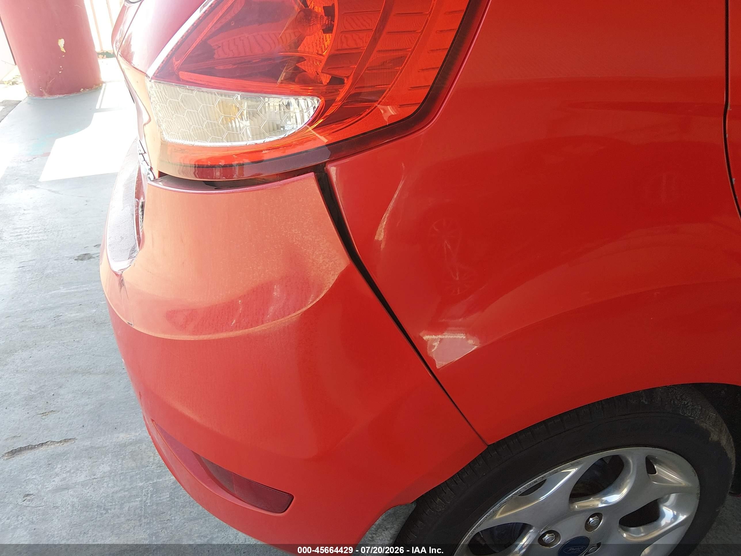 2013 Ford Fiesta Titanium Red vin: 3FADP4FJ3DM100073
