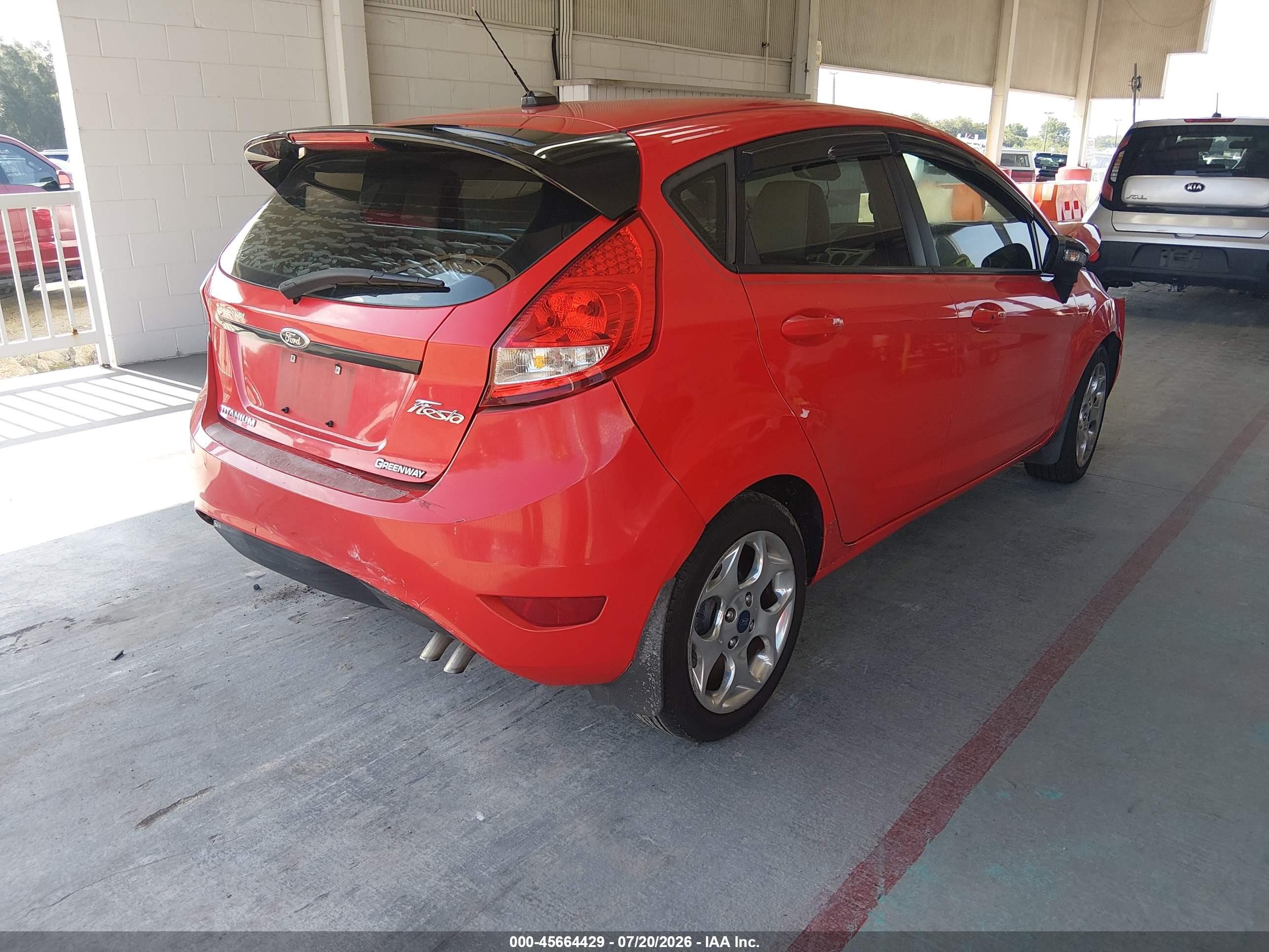 2013 Ford Fiesta Titanium Red vin: 3FADP4FJ3DM100073