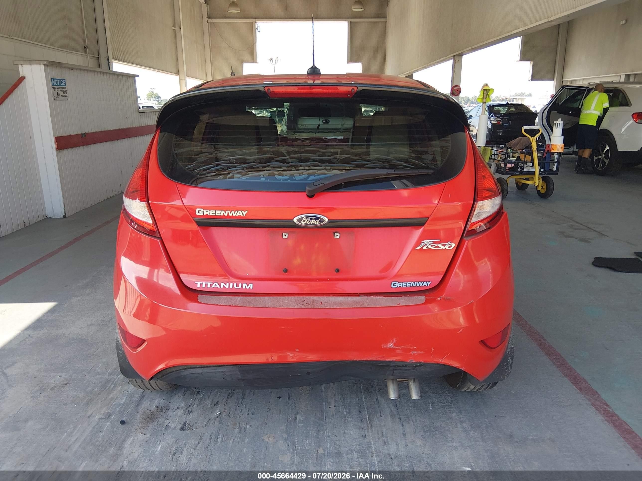 2013 Ford Fiesta Titanium Red vin: 3FADP4FJ3DM100073