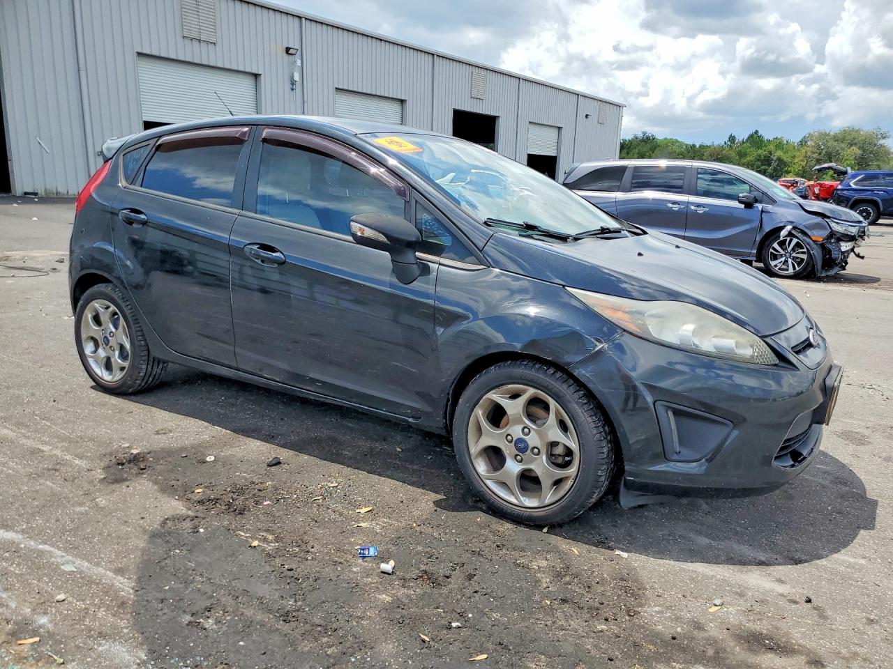 2013 Ford Fiesta Titanium Black vin: 3FADP4FJ3DM118041