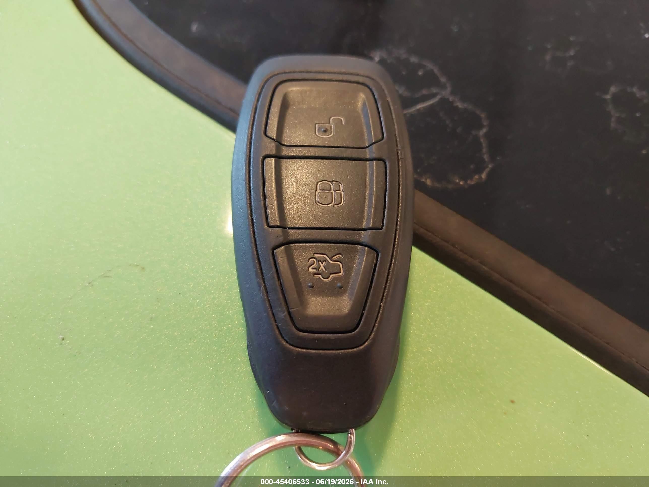 2014 Ford Fiesta Titanium Green vin: 3FADP4FJ3EM125122