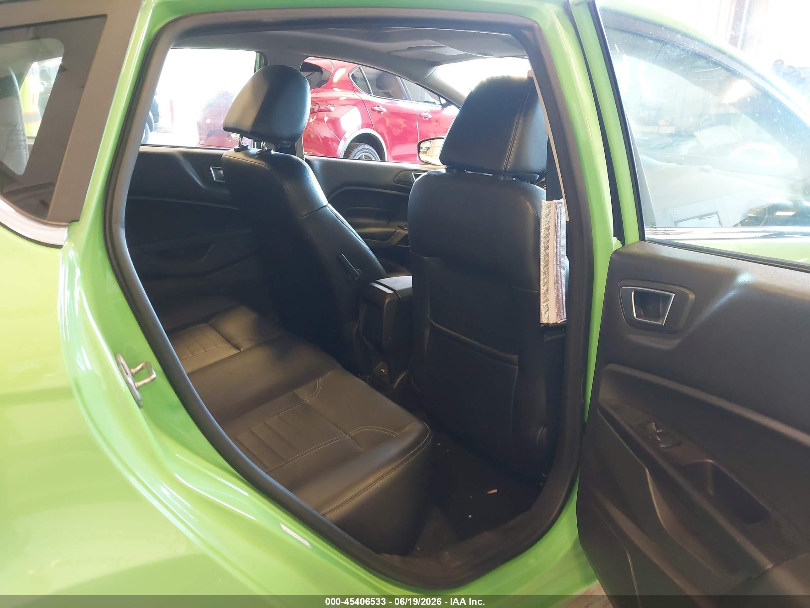 2014 Ford Fiesta Titanium Green vin: 3FADP4FJ3EM125122