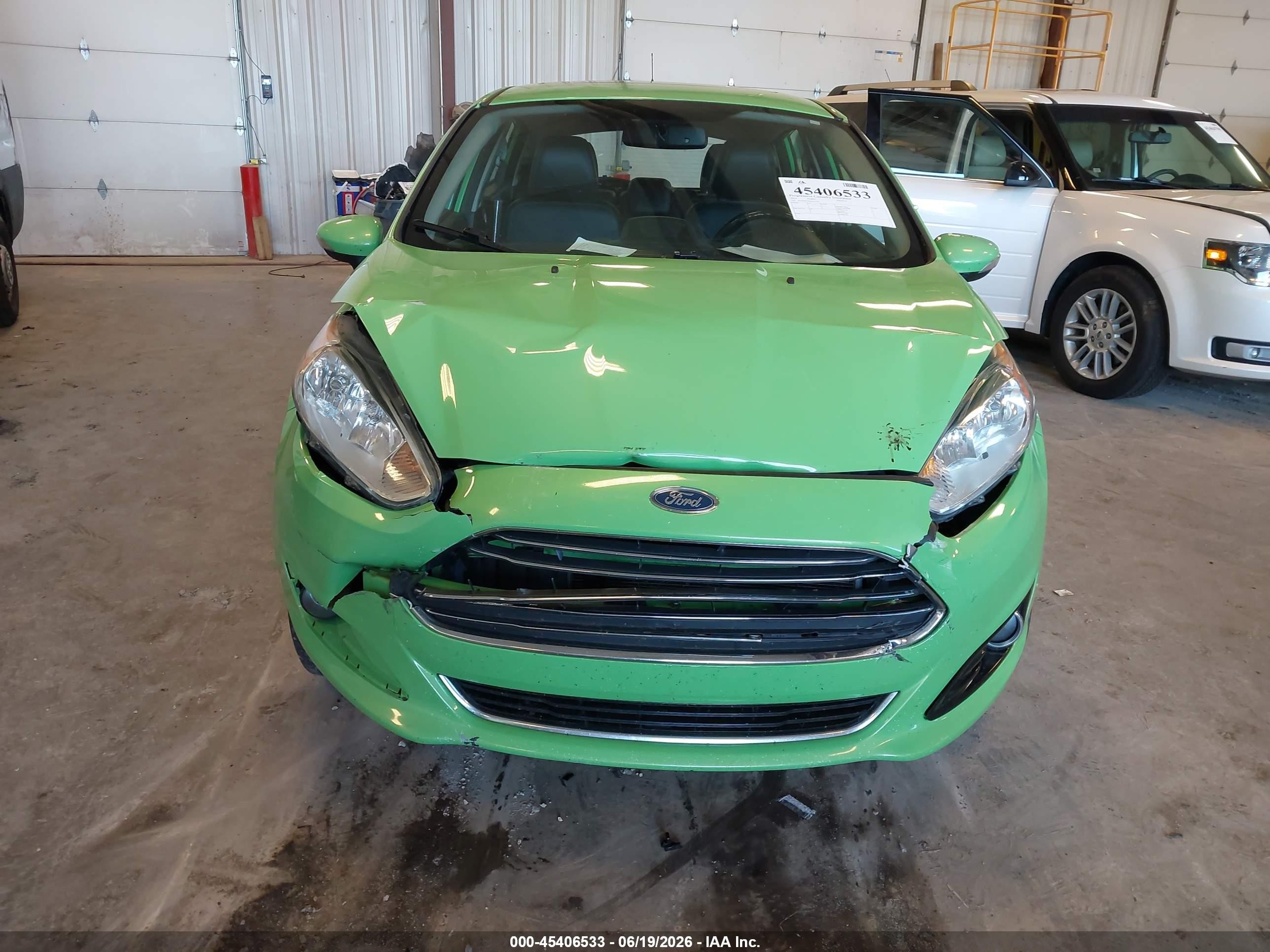 2014 Ford Fiesta Titanium Green vin: 3FADP4FJ3EM125122