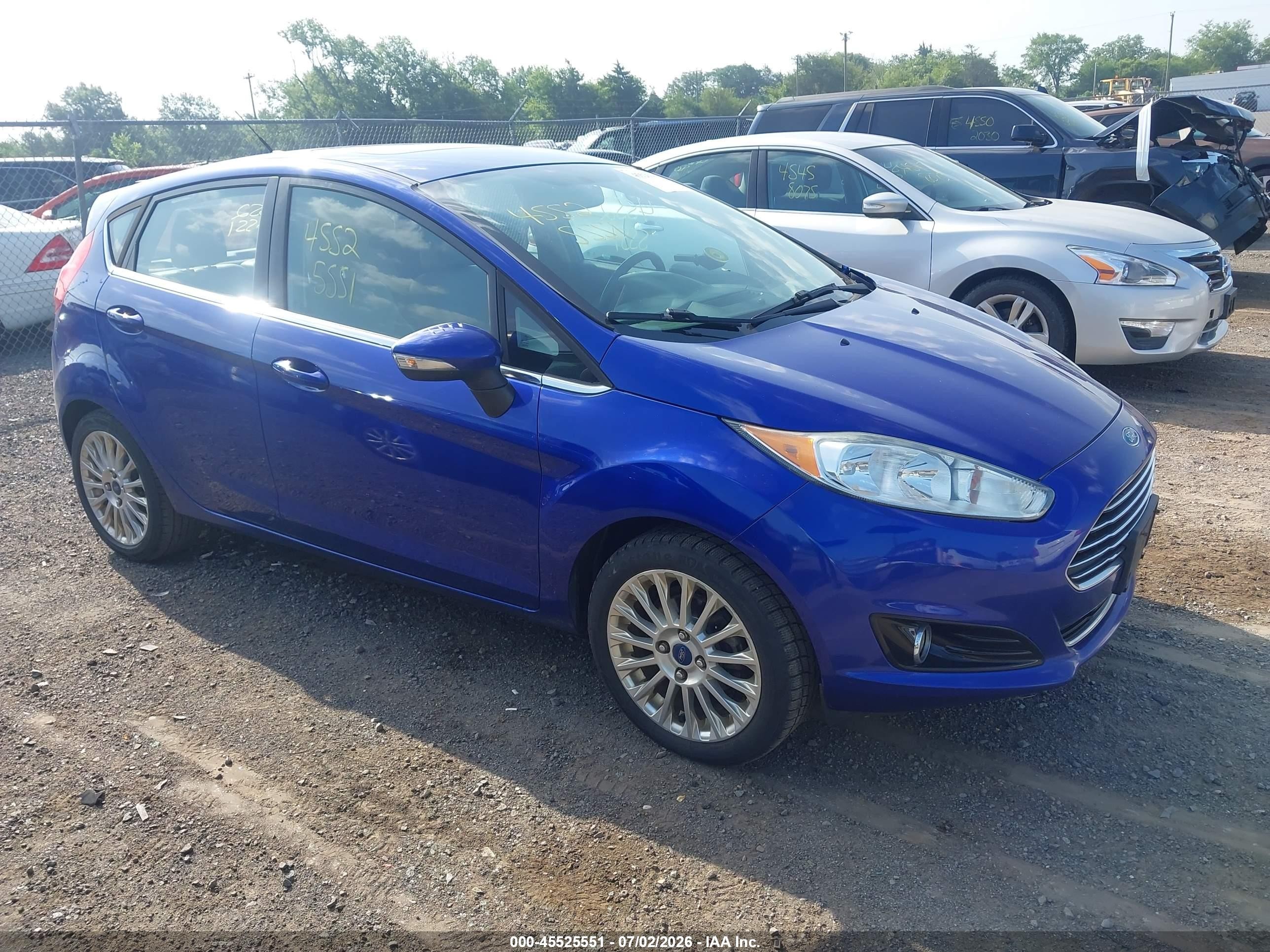 2014 Ford Fiesta Titanium Синий vin: 3FADP4FJ3EM219940