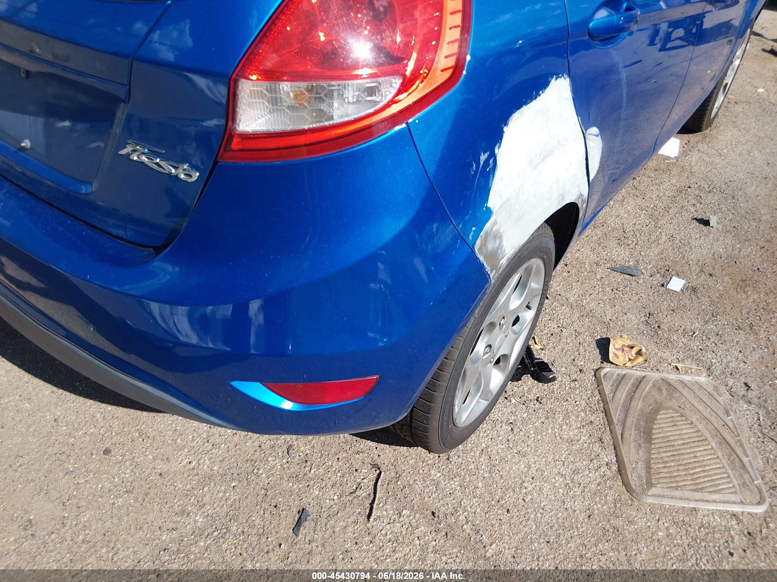 2011 Ford Fiesta Ses Blue vin: 3FADP4FJ4BM167875