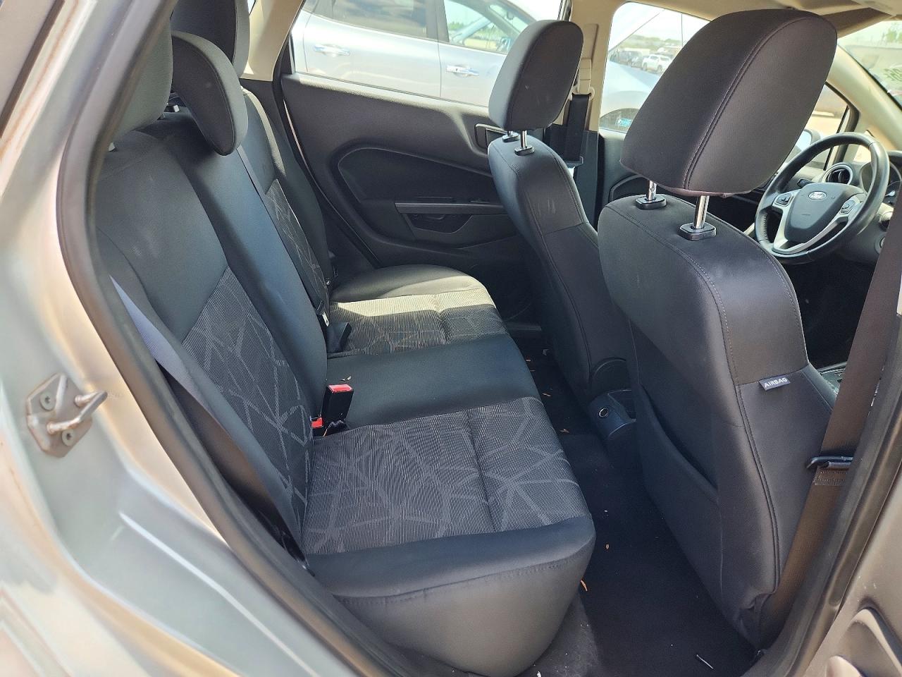 2011 Ford Fiesta Ses Silver vin: 3FADP4FJ4BM181968