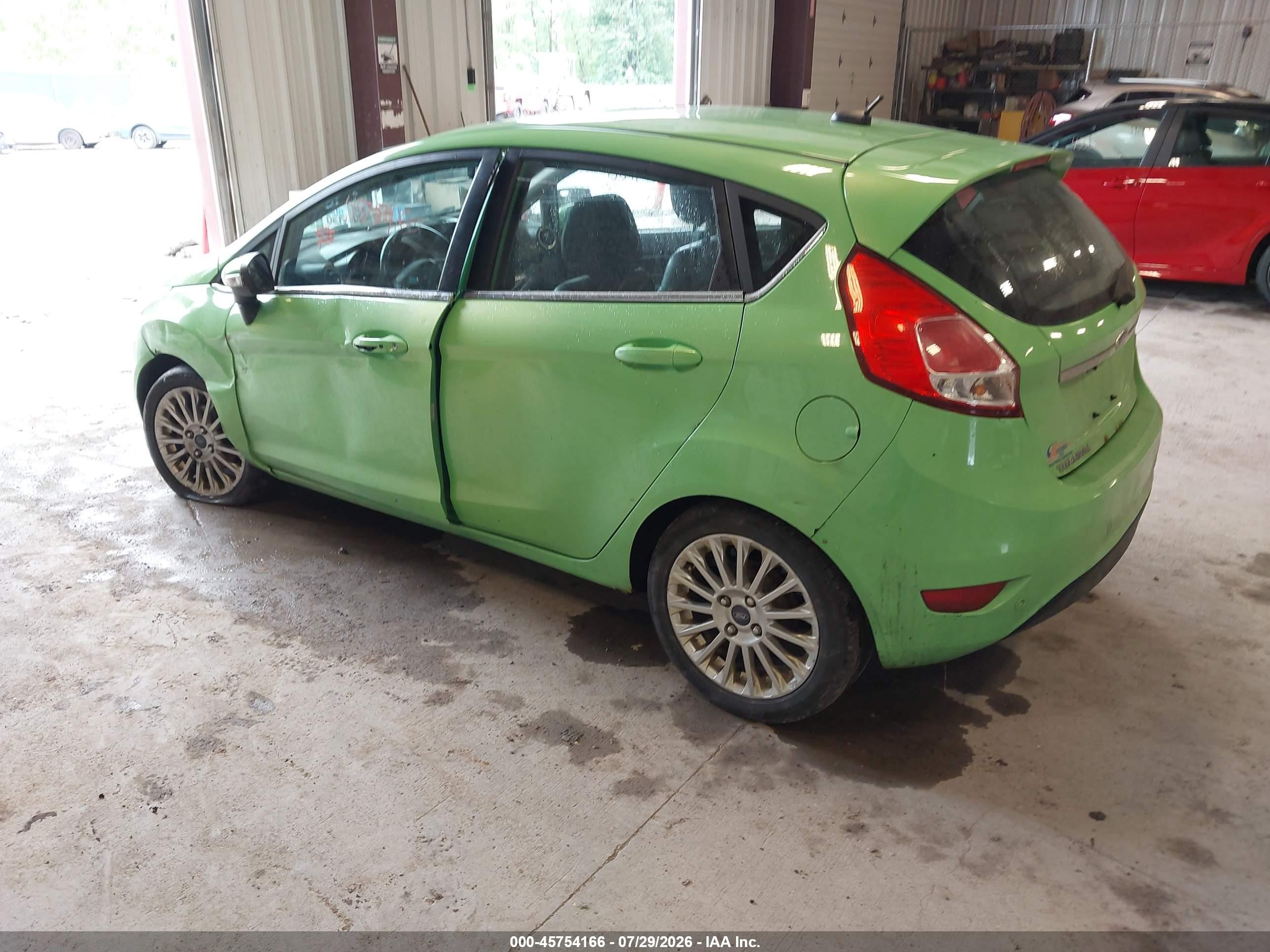 2014 Ford Fiesta Titanium Green vin: 3FADP4FJ4EM132001