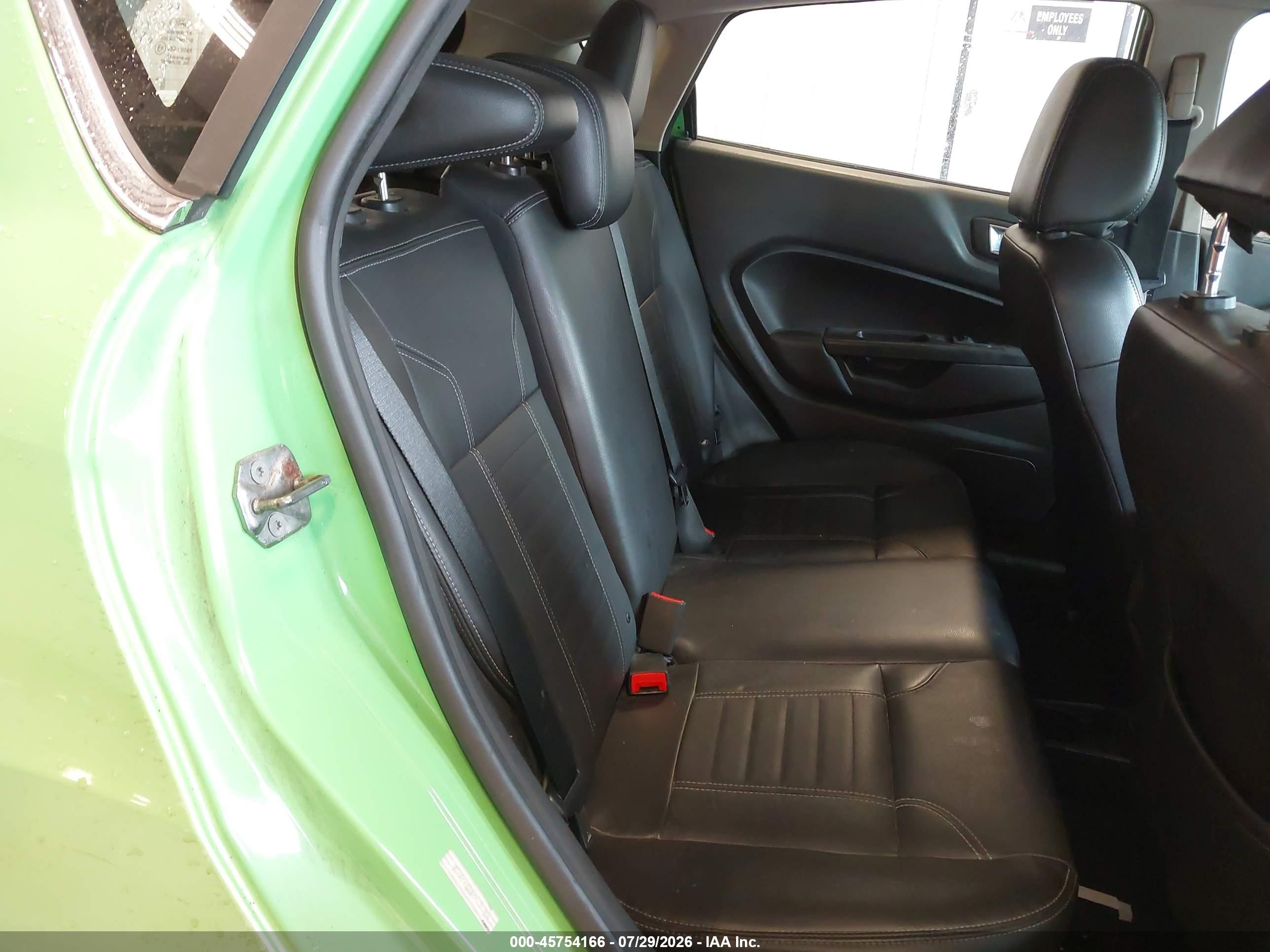 2014 Ford Fiesta Titanium Green vin: 3FADP4FJ4EM132001