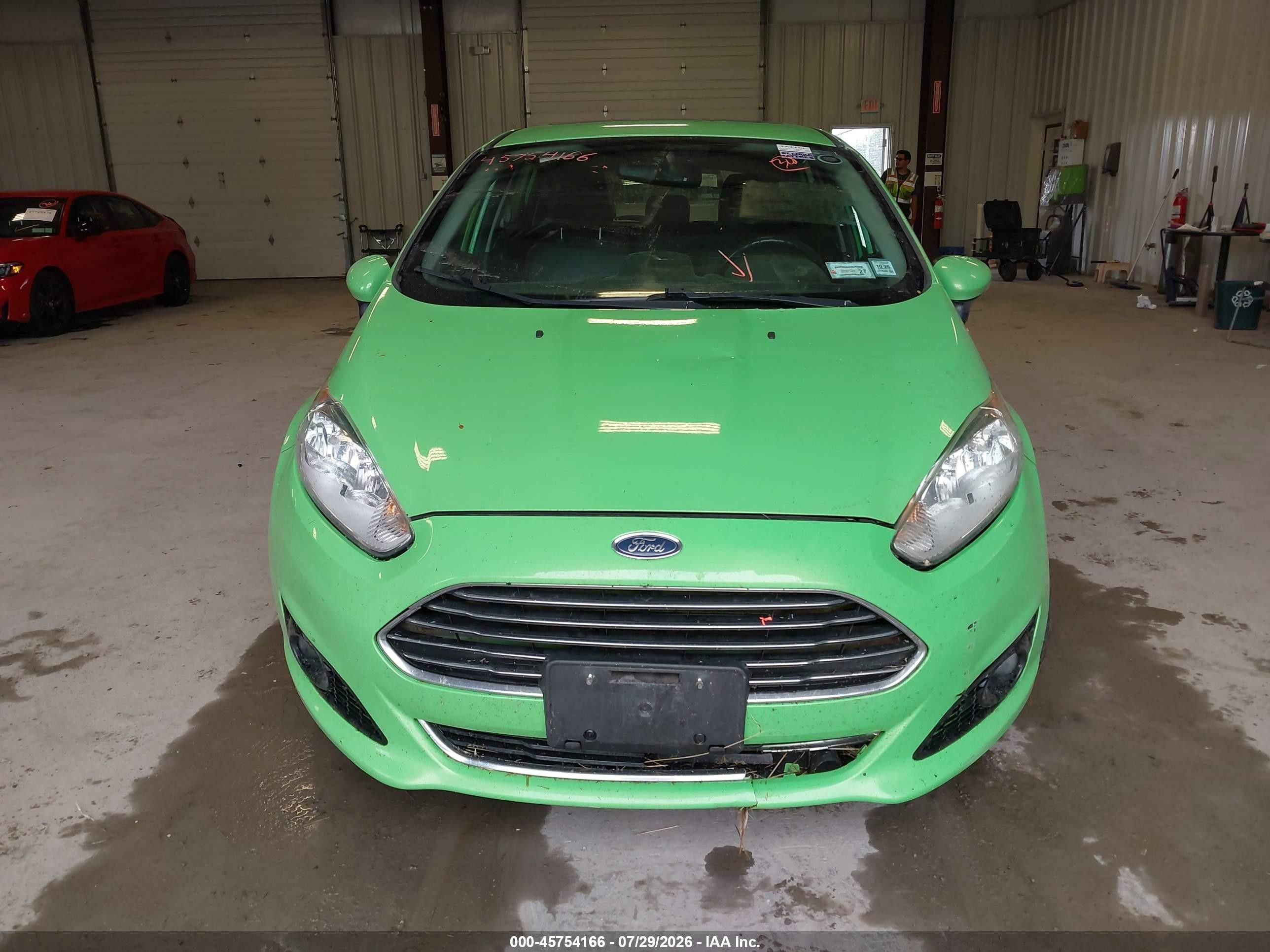 2014 Ford Fiesta Titanium Green vin: 3FADP4FJ4EM132001