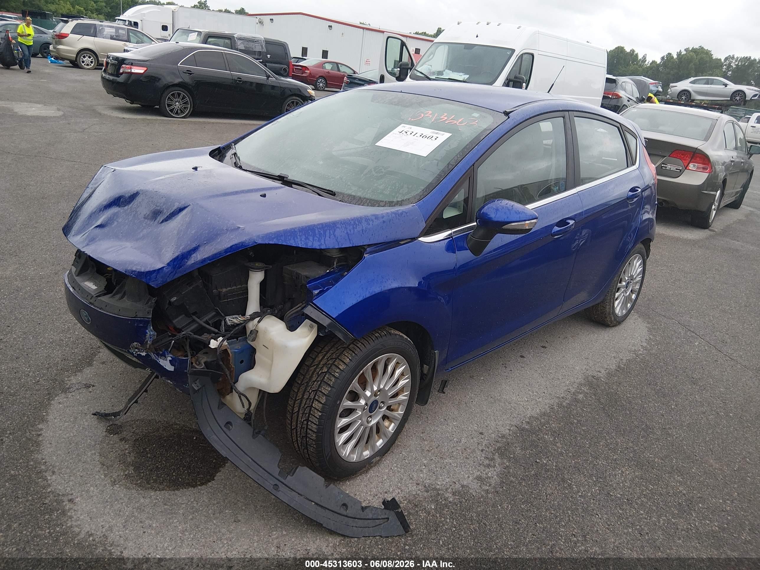 2015 Ford Fiesta Titanium Синий vin: 3FADP4FJ4FM166814