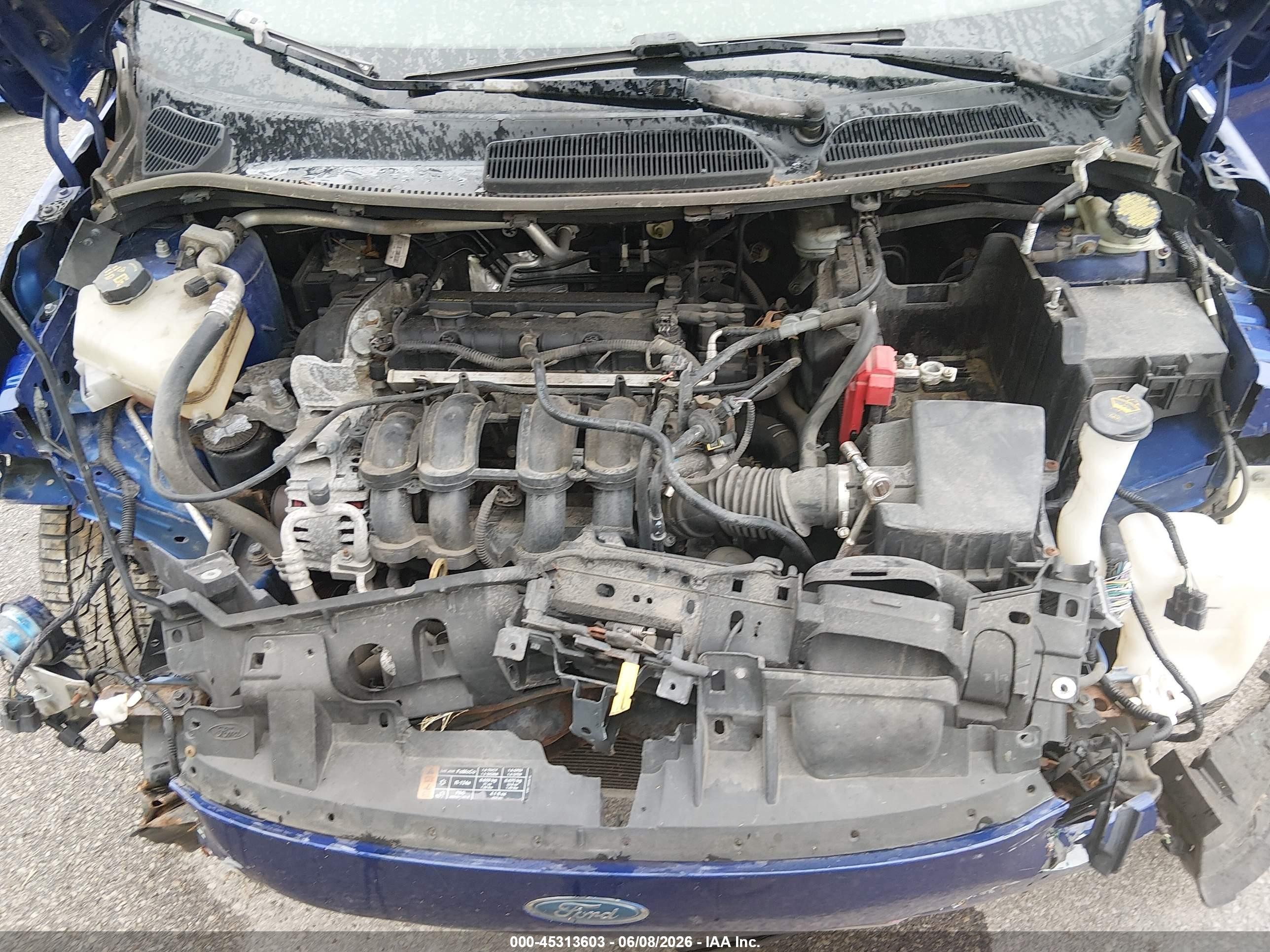 2015 Ford Fiesta Titanium Синий vin: 3FADP4FJ4FM166814