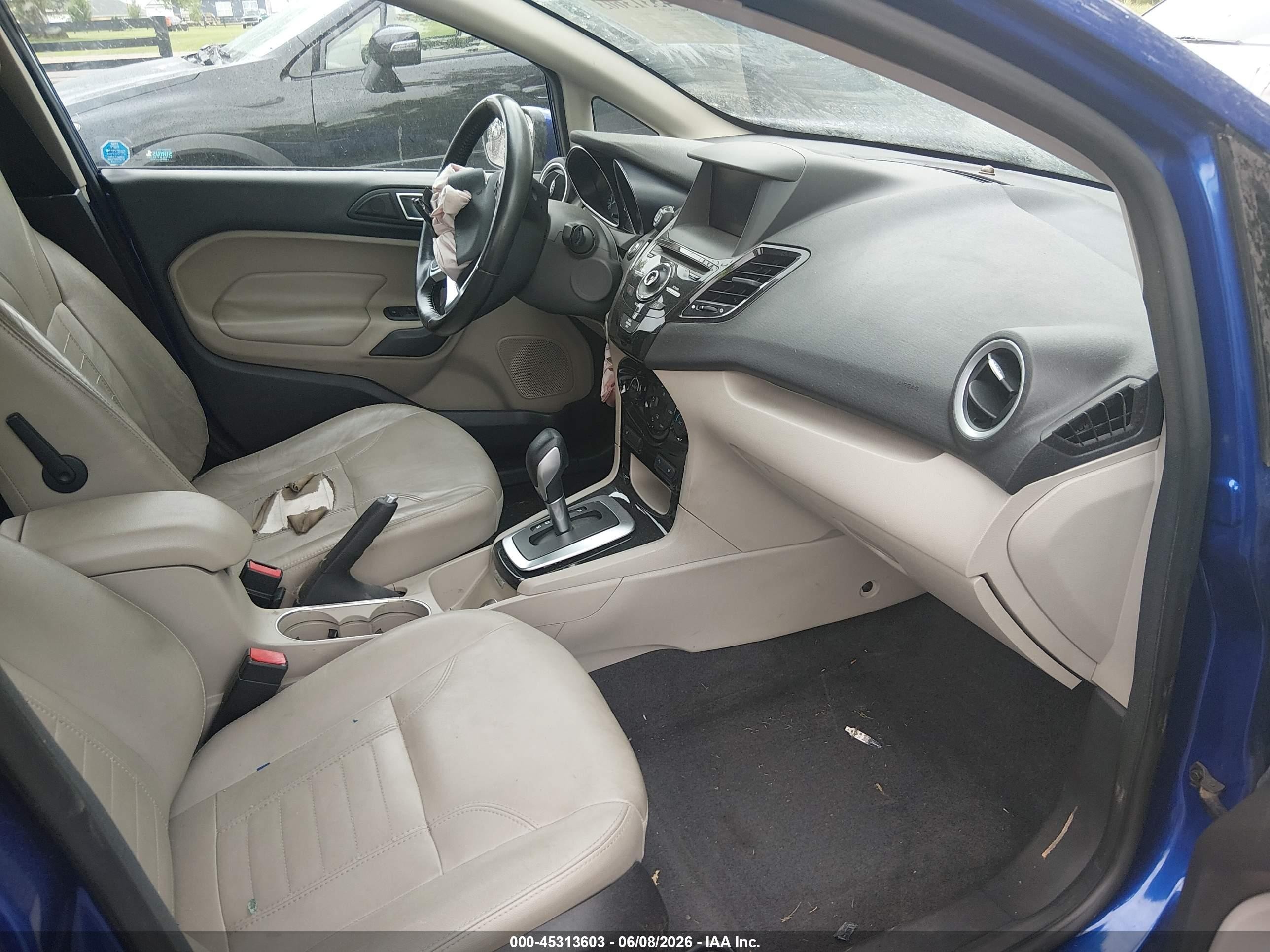 2015 Ford Fiesta Titanium Синий vin: 3FADP4FJ4FM166814