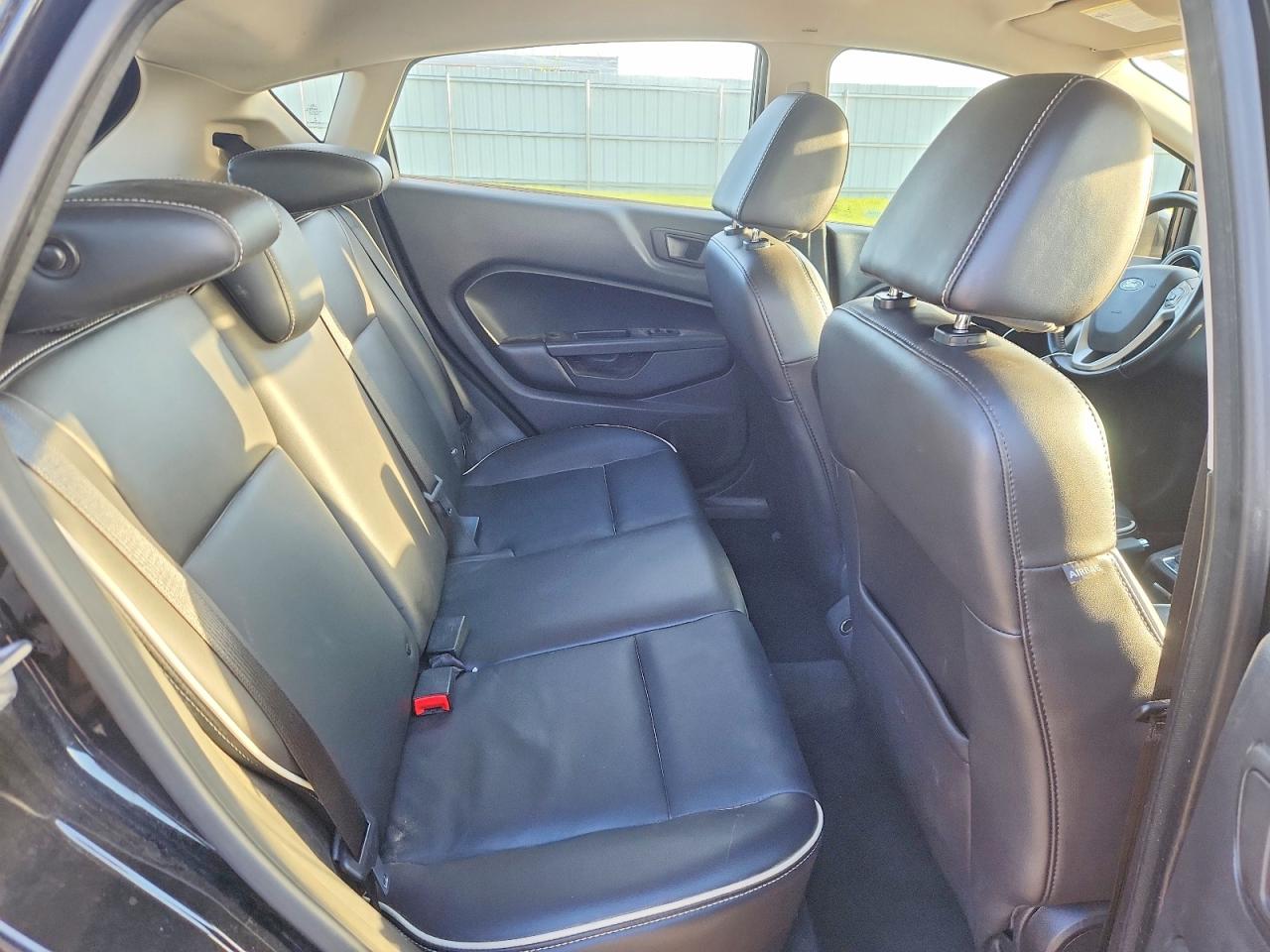 2013 Ford Fiesta Titanium Black vin: 3FADP4FJ5DM207951
