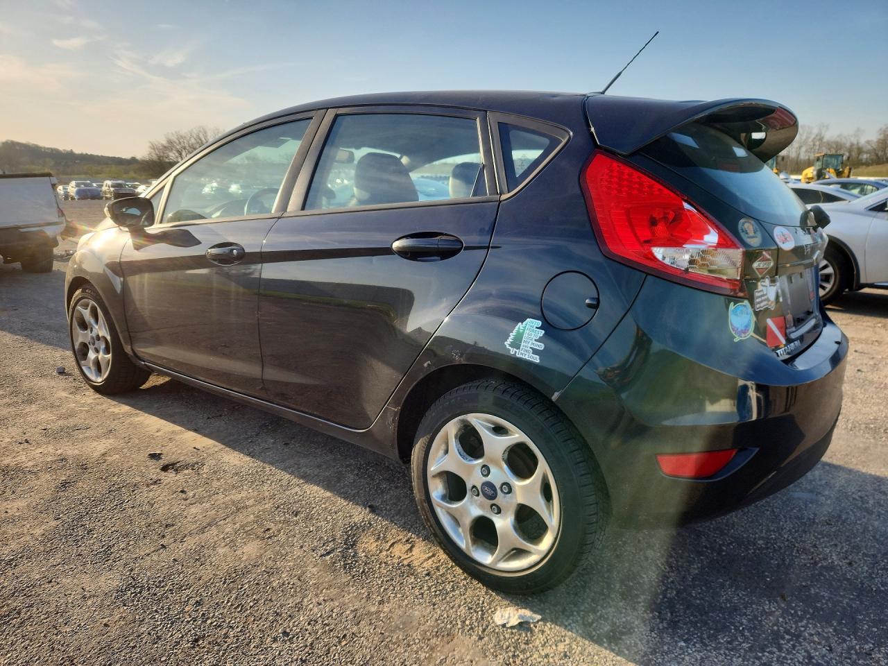 2013 Ford Fiesta Titanium Black vin: 3FADP4FJ5DM207951