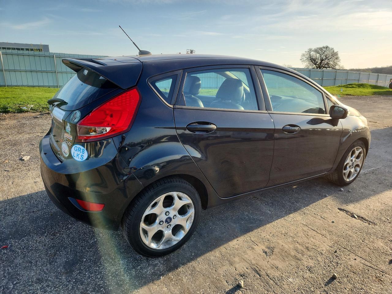 2013 Ford Fiesta Titanium Black vin: 3FADP4FJ5DM207951