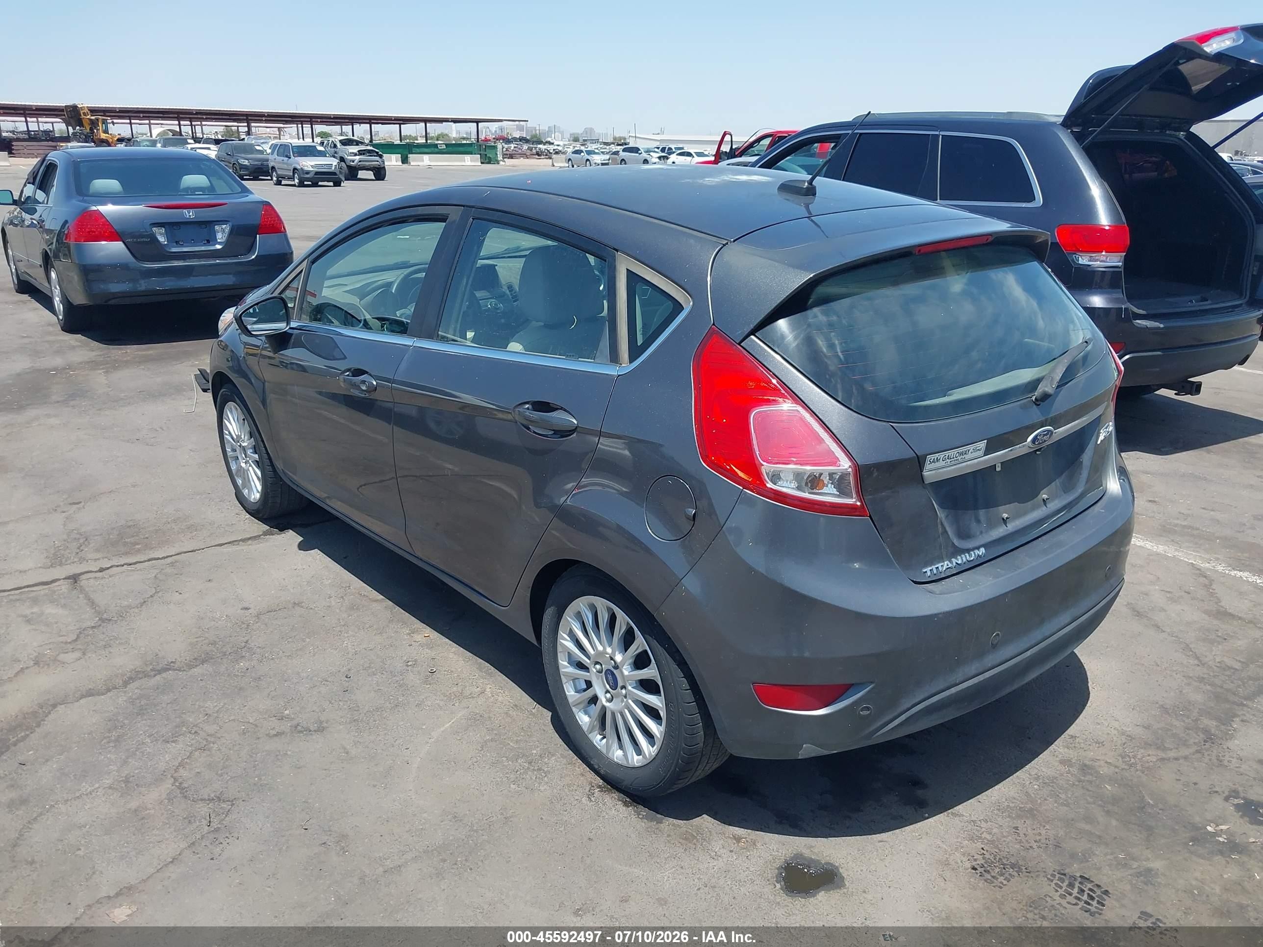 2015 Ford Fiesta Titanium Серый vin: 3FADP4FJ5FM110297