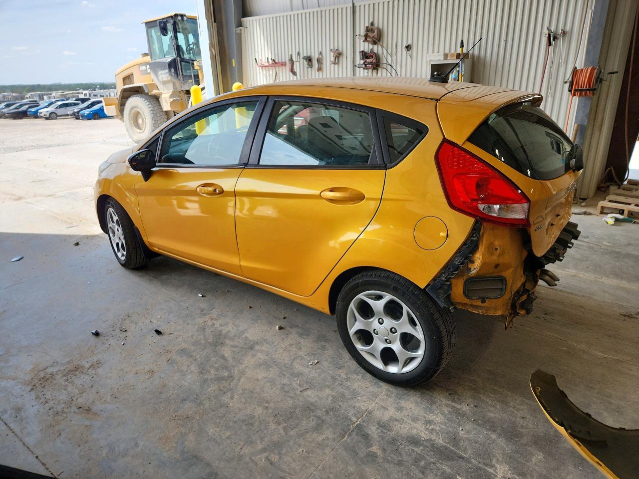 2011 Ford Fiesta Ses Yellow vin: 3FADP4FJ6BM114143
