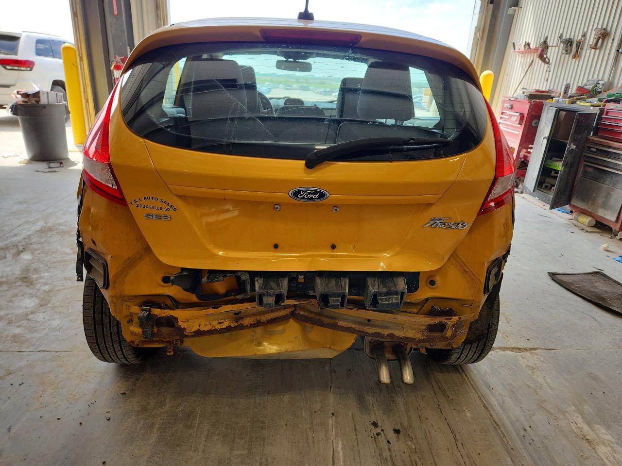 2011 Ford Fiesta Ses Yellow vin: 3FADP4FJ6BM114143
