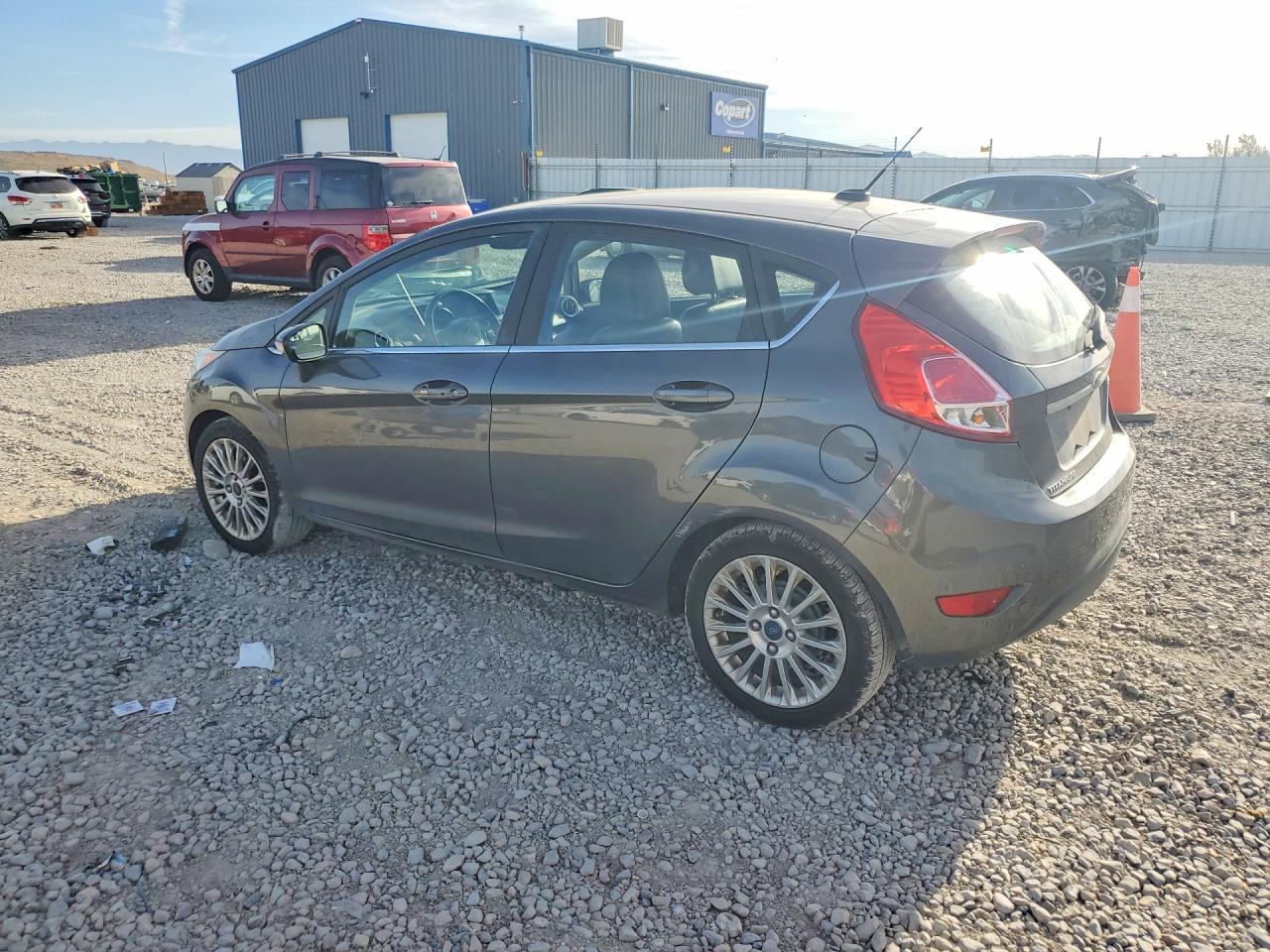 2015 Ford Fiesta Titanium Charcoal vin: 3FADP4FJ7FM196602