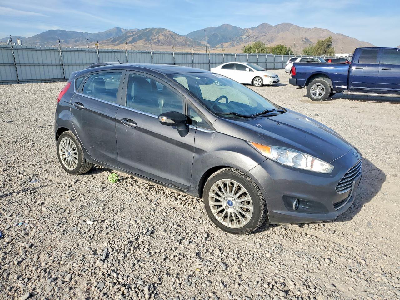 2015 Ford Fiesta Titanium Charcoal vin: 3FADP4FJ7FM196602