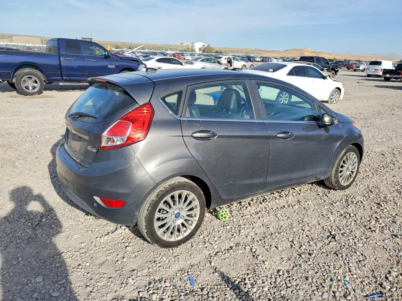 2015 Ford Fiesta Titanium Charcoal vin: 3FADP4FJ7FM196602