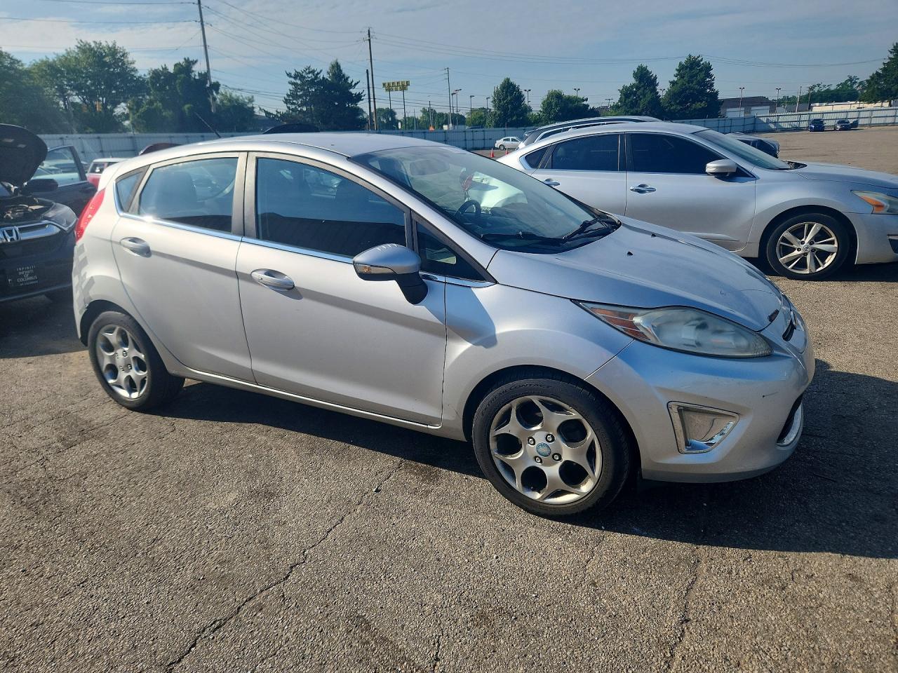 2011 Ford Fiesta Ses Silver vin: 3FADP4FJ8BM179320