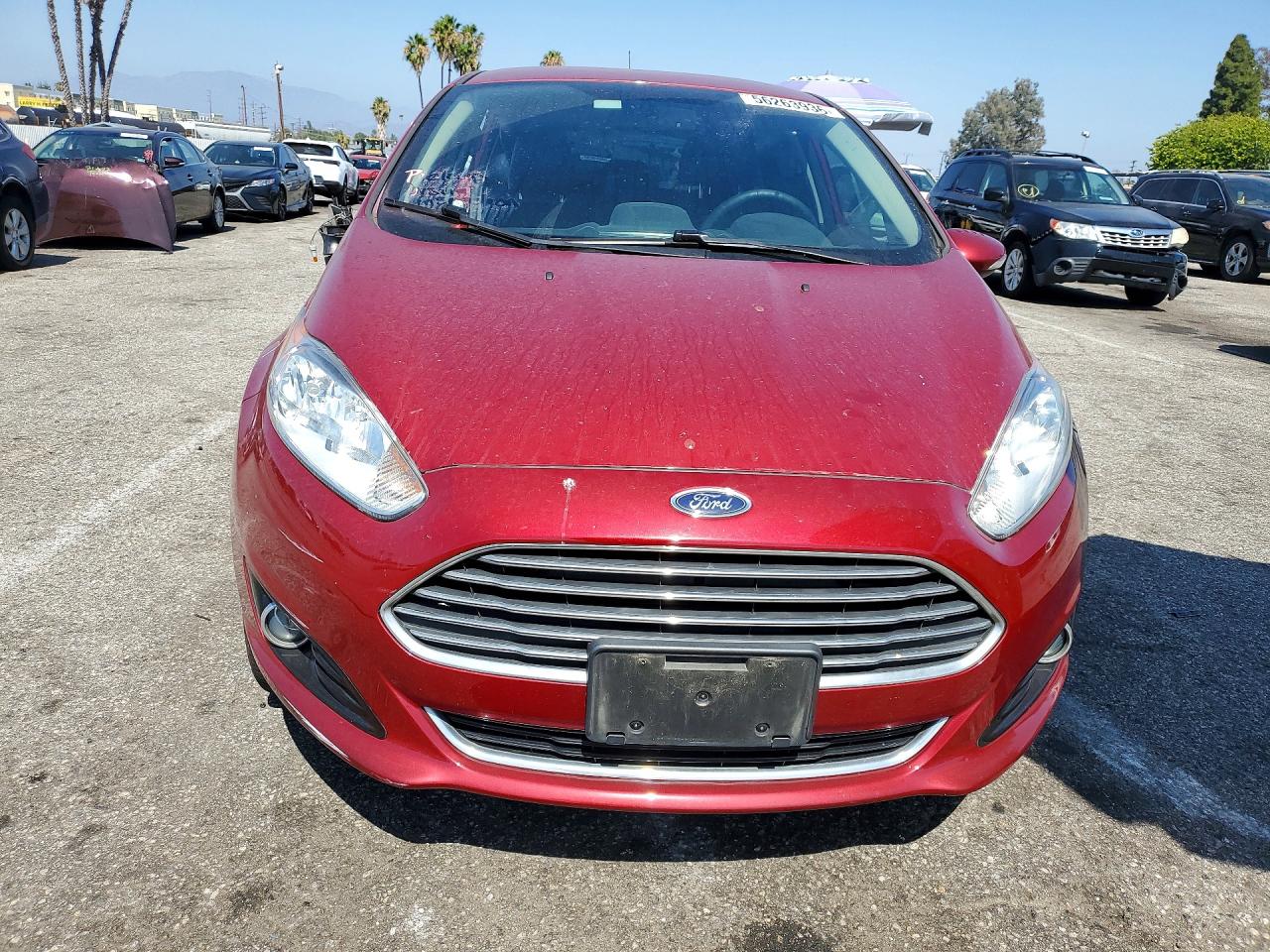2015 Ford Fiesta Titanium Red vin: 3FADP4FJ8FM220566
