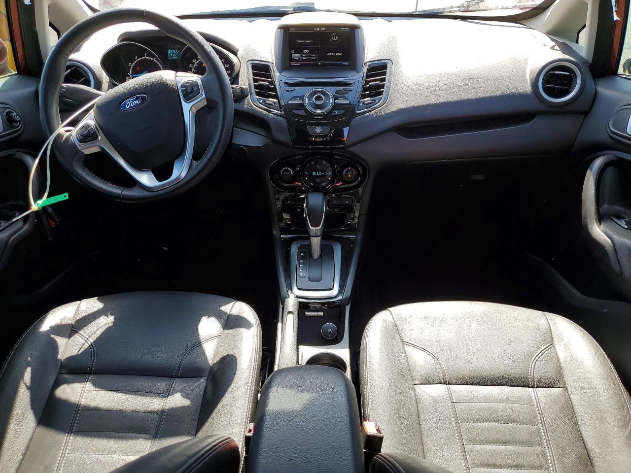 2015 Ford Fiesta Titanium Red vin: 3FADP4FJ8FM220566
