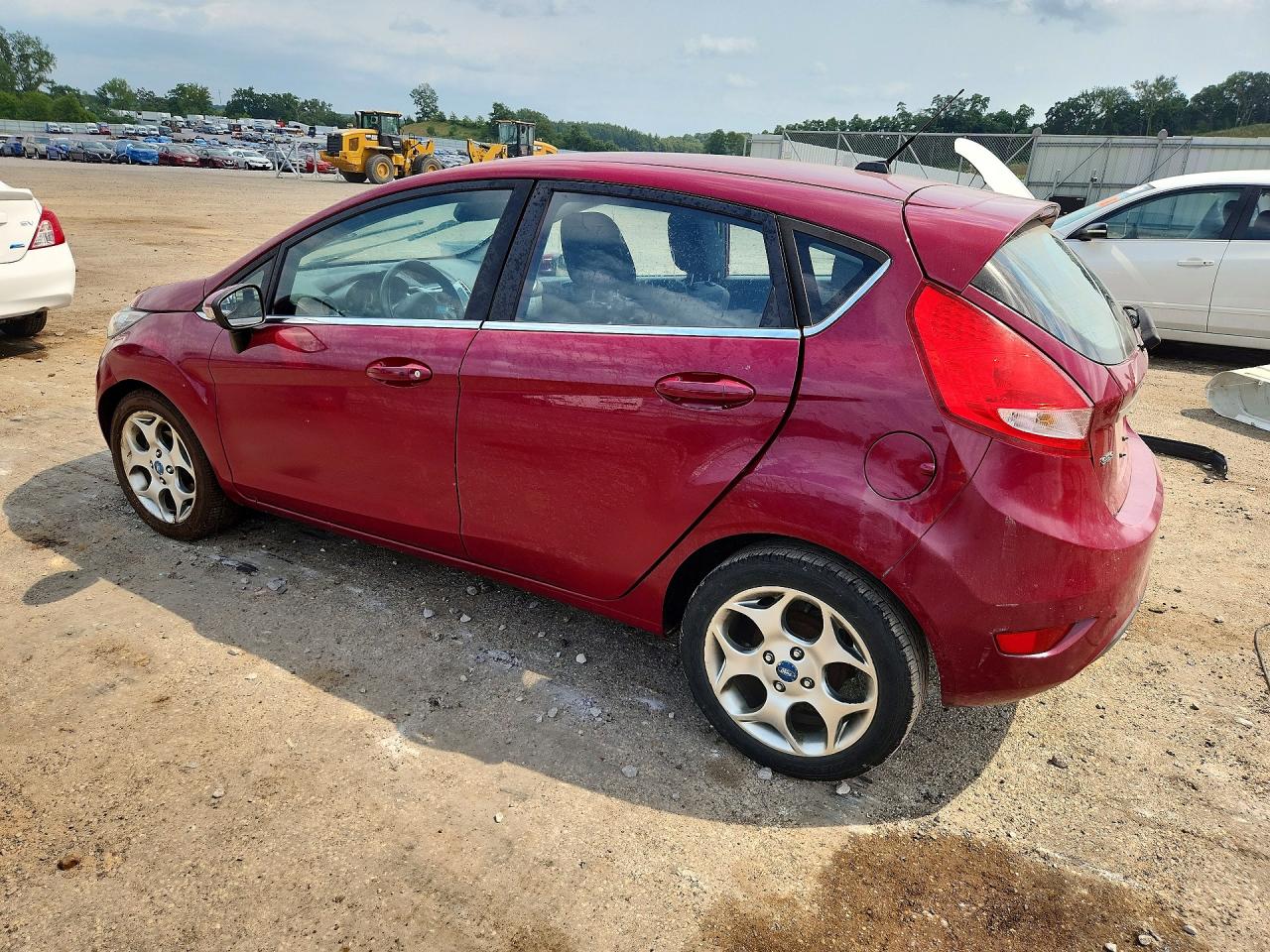 2011 Ford Fiesta Ses Темно-бордовый vin: 3FADP4FJ9BM119708