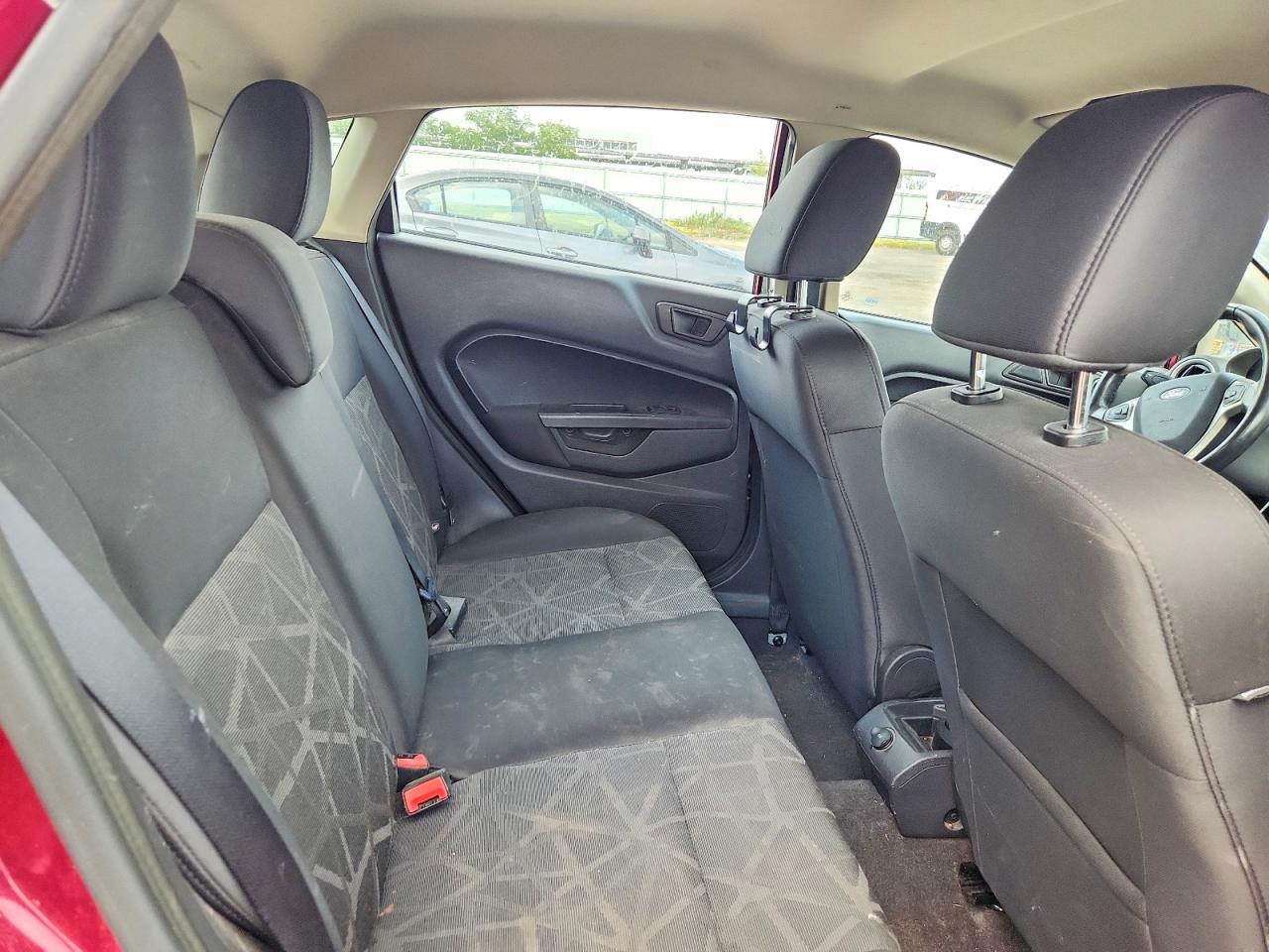2011 Ford Fiesta Ses Темно-бордовый vin: 3FADP4FJ9BM119708
